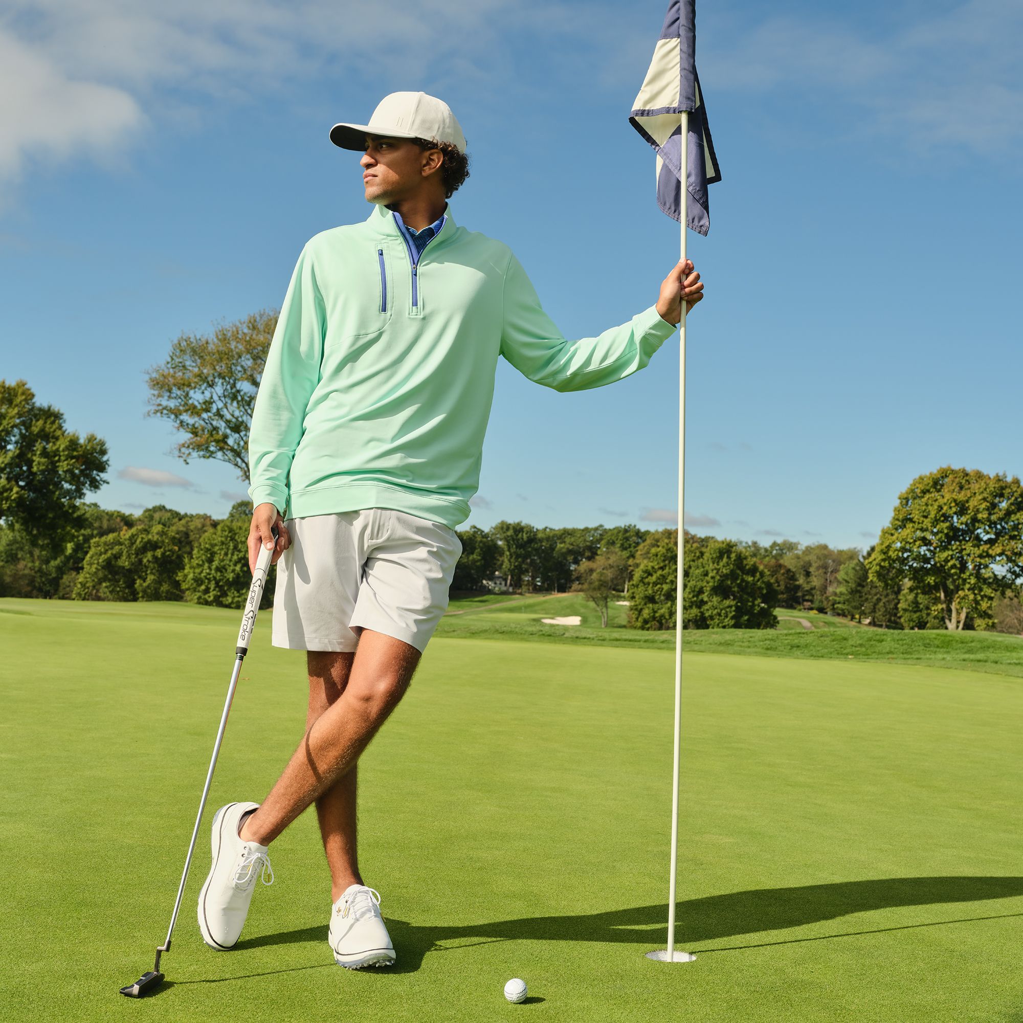 Walter Hagen Men's Golf Grid Hat product image