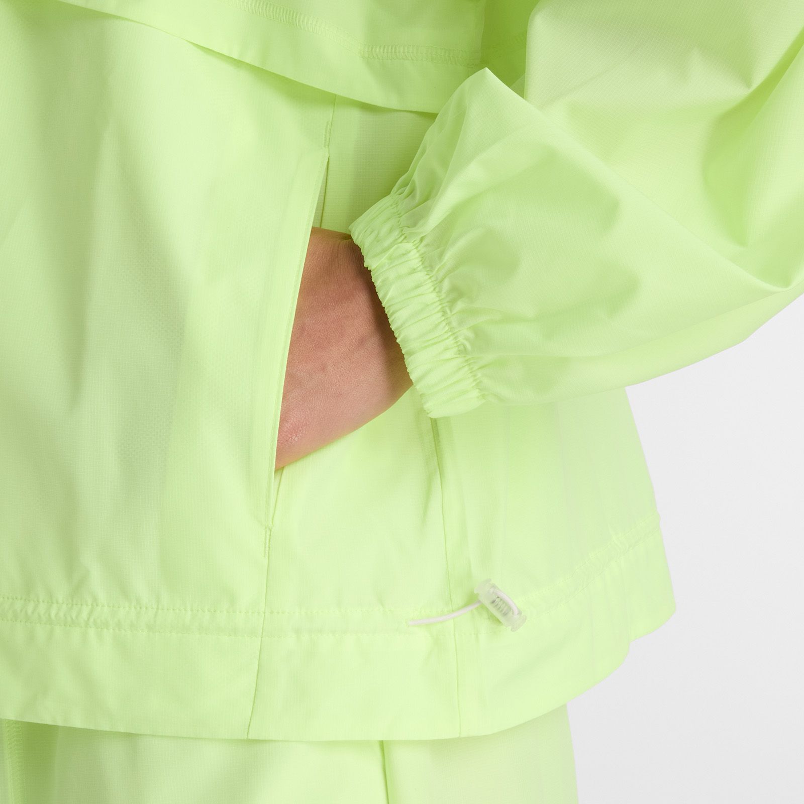 New Balance Women's Trackside Woven Jacket product image