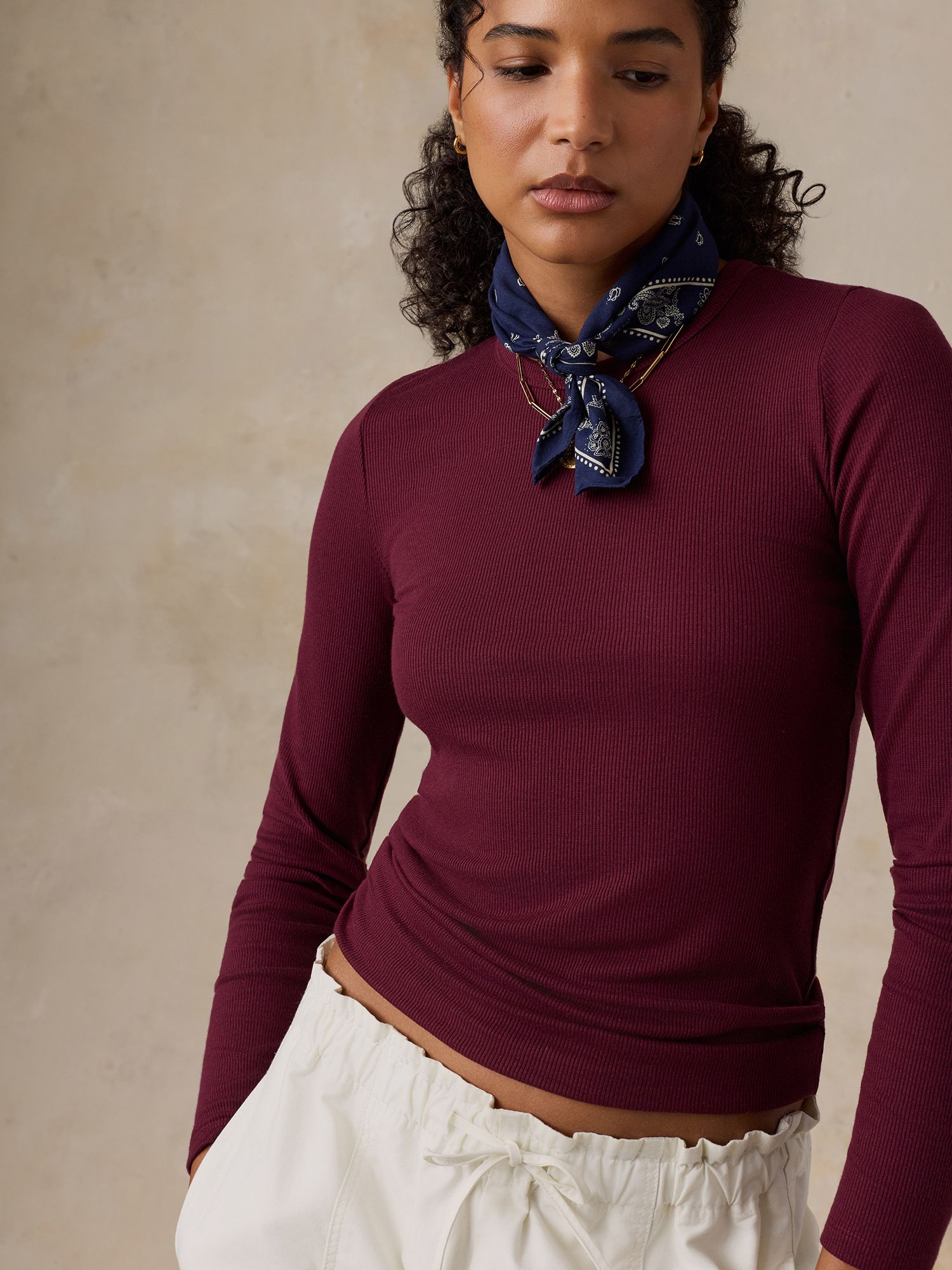 Faherty Women's Featherweight Freestyle Layering Crew product image