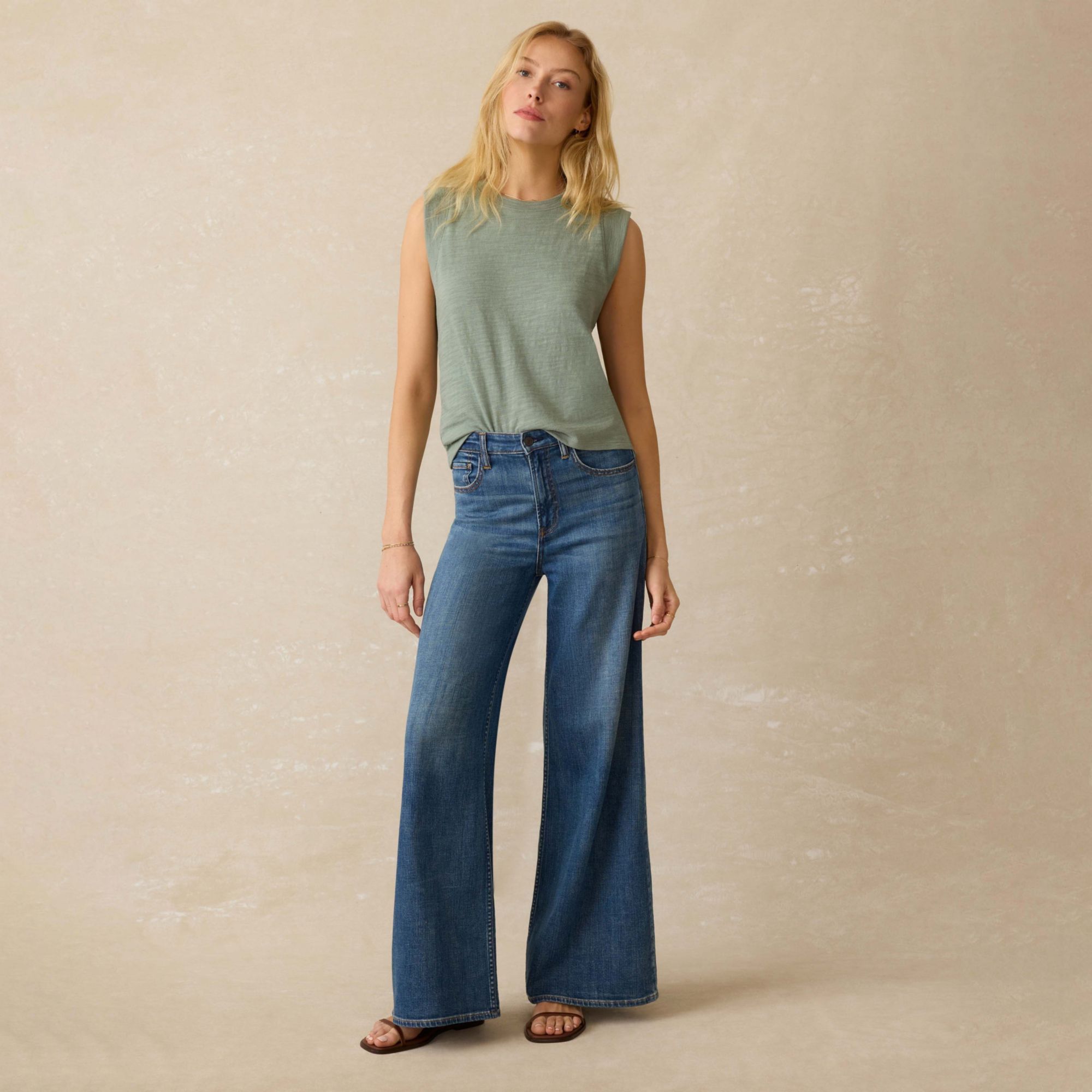 Faherty Women's Sunwashed Slub Muscle Tank product image