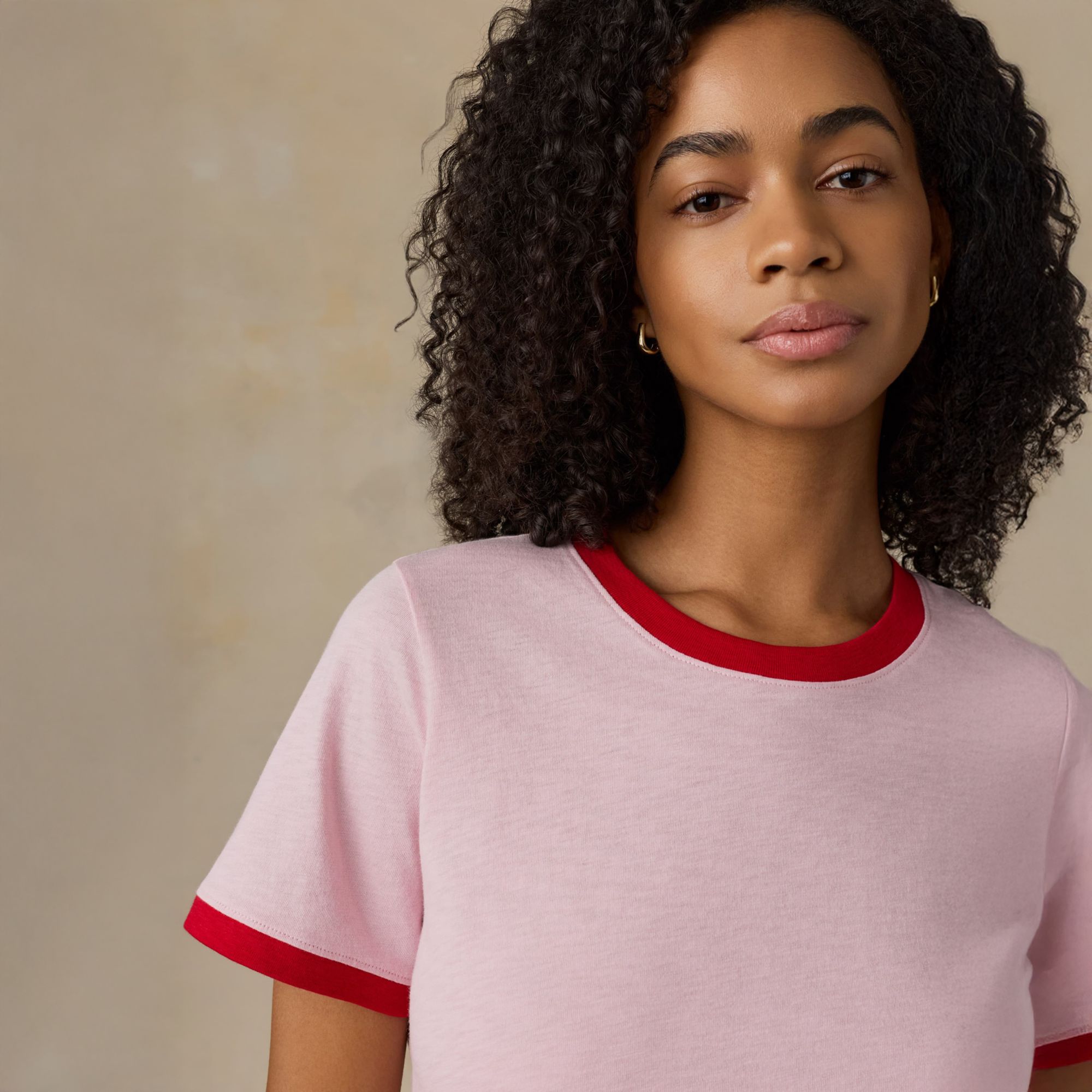 Faherty Women's Sunwashed Regenerative Cotton Essential Tee product image