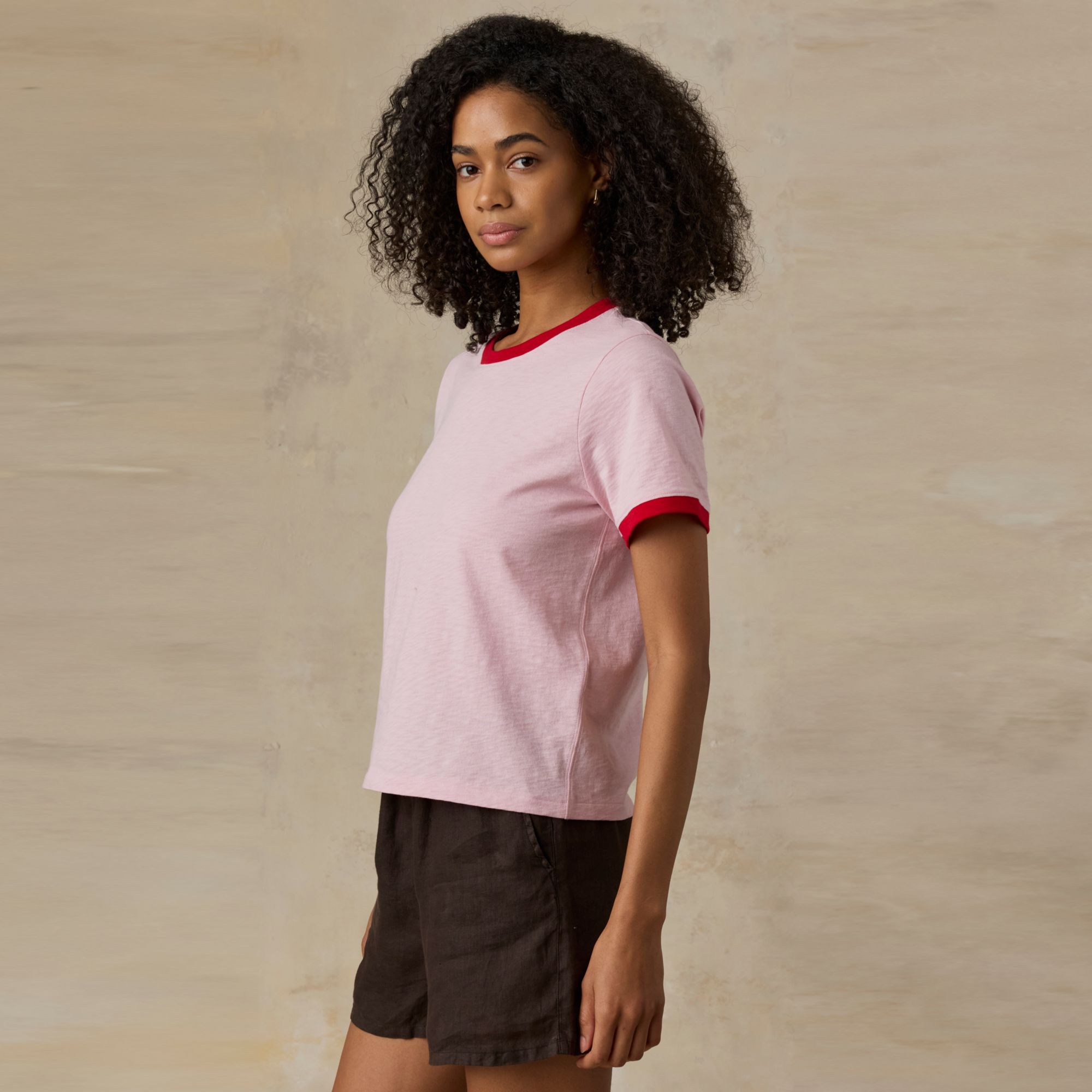 Faherty Women's Sunwashed Regenerative Cotton Essential Tee product image