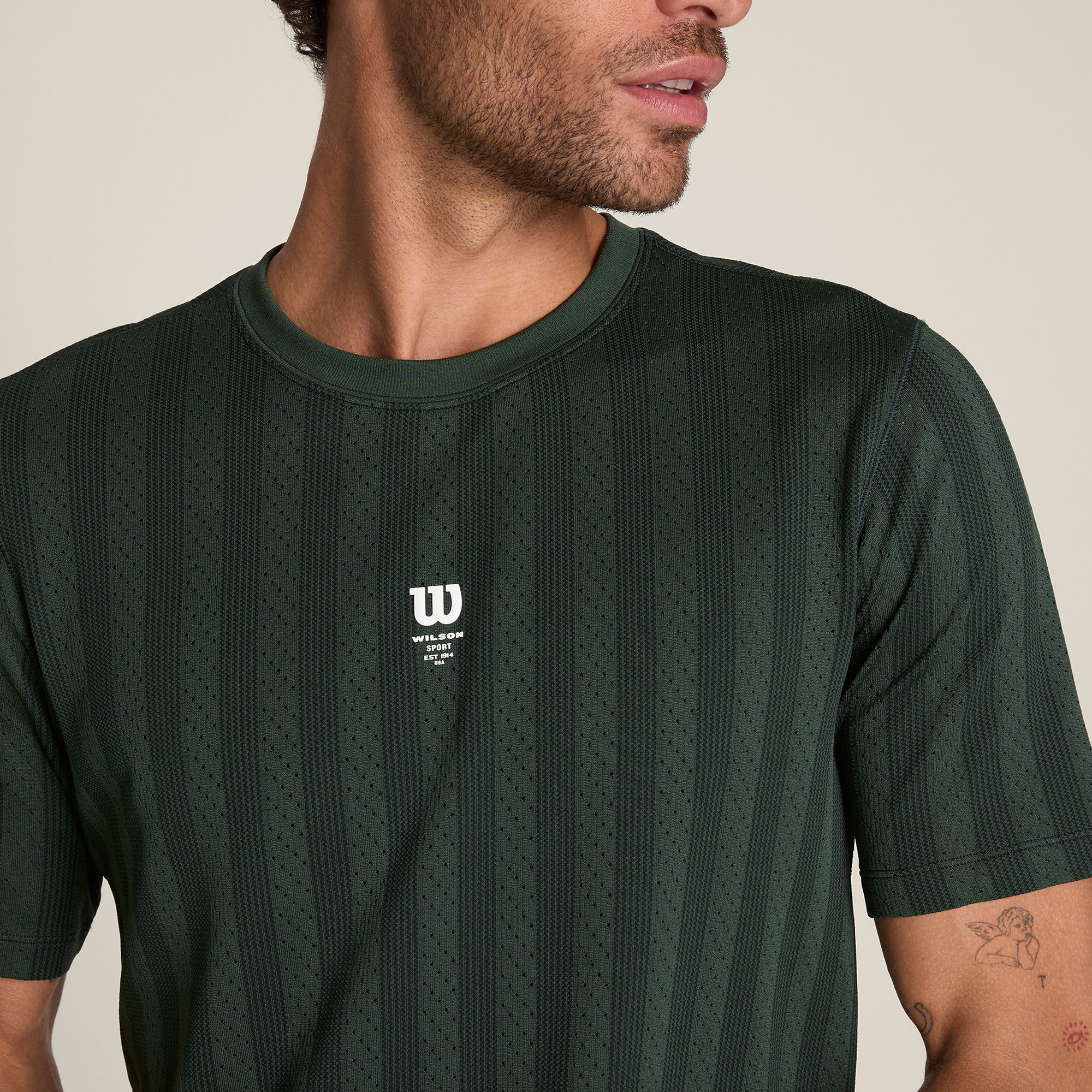 Wilson Men's Game Point Seamless Tennis T-Shirt product image