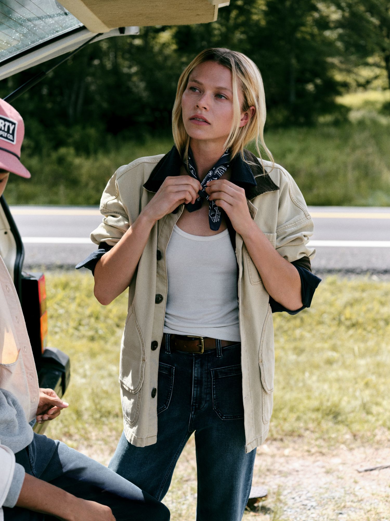 Faherty Women's Sunwashed Canvas Barn Jacket product image