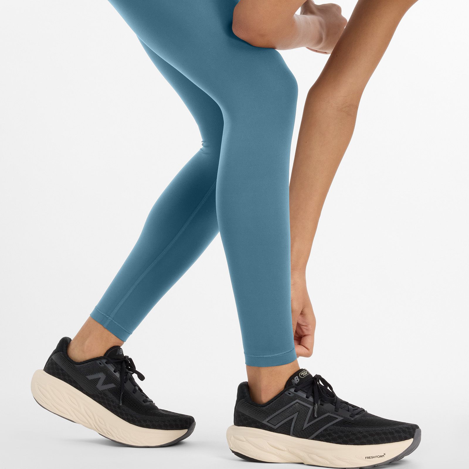 New Balance Women's Define High Rise 25" Leggings product image