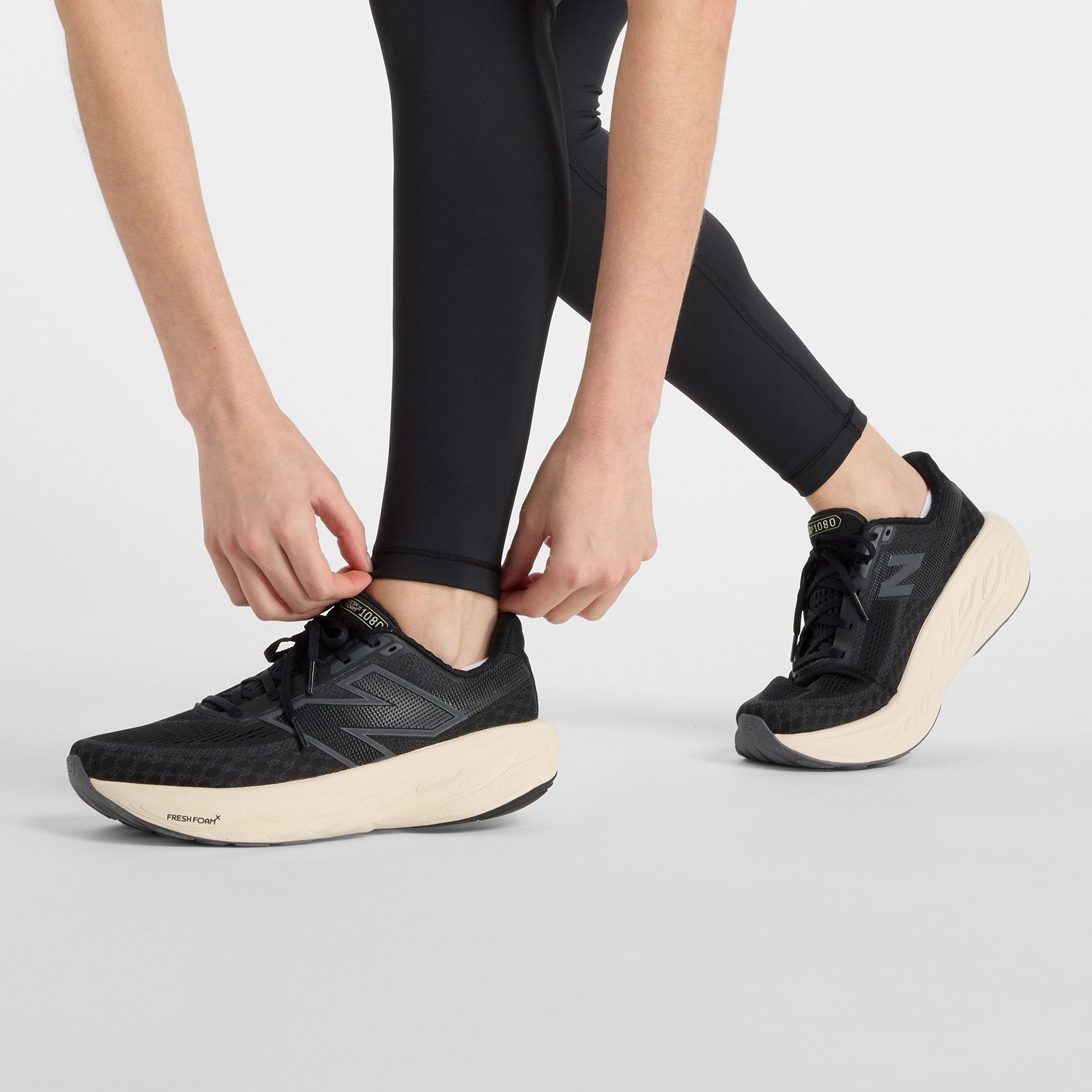 New Balance Women's Define High Rise 25" Leggings product image