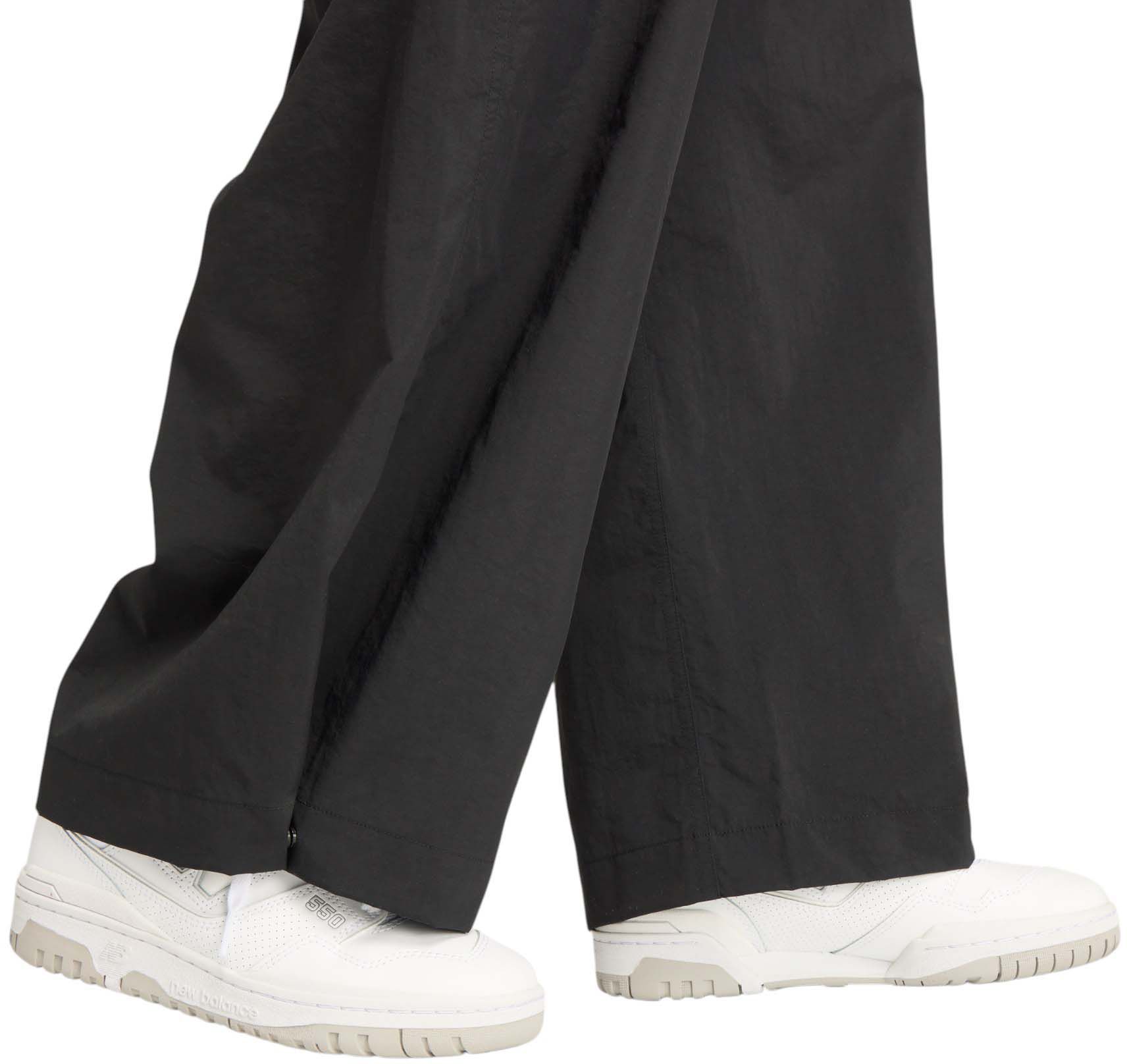 New Balance Women's Woven Cargo Pants product image
