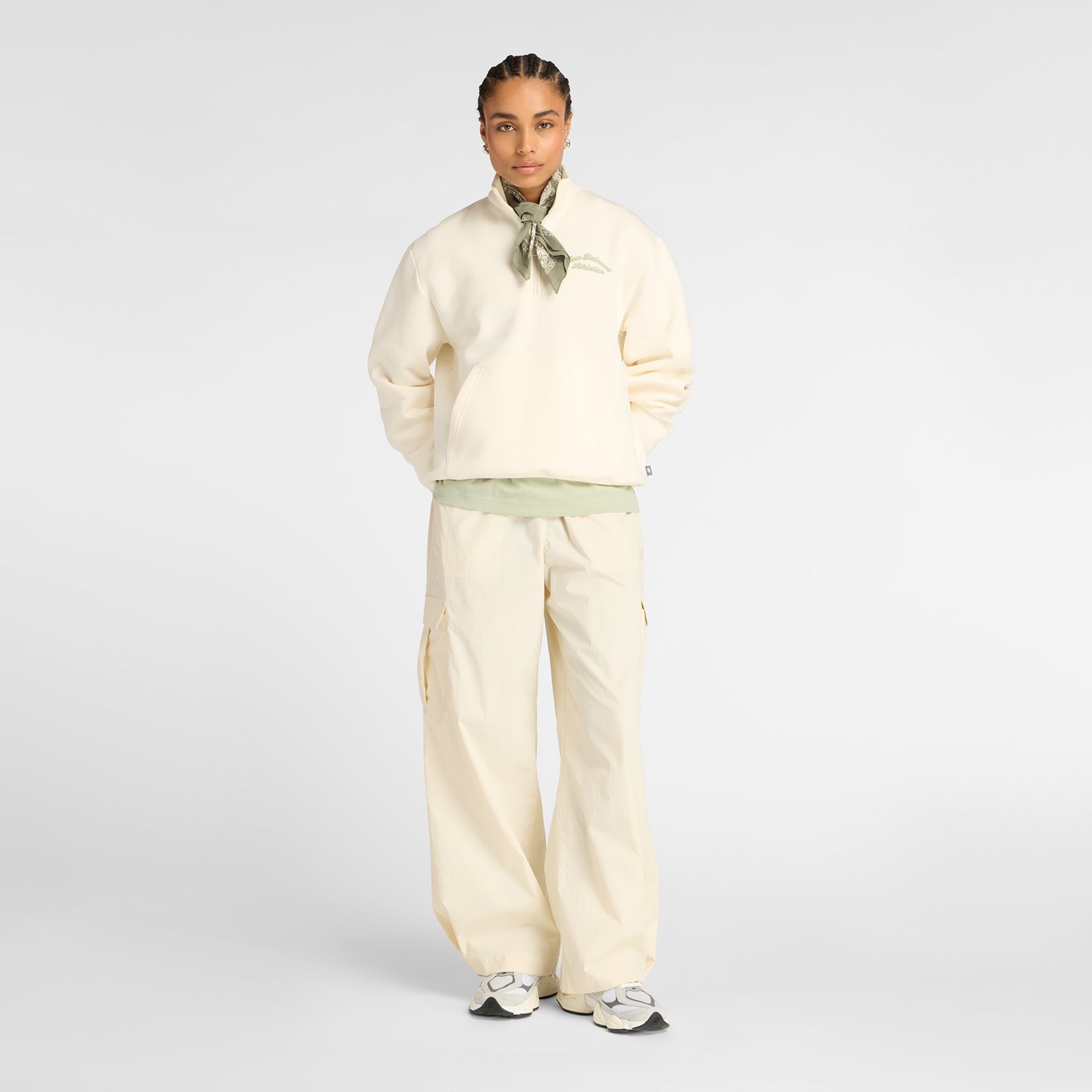 New Balance Women's Woven Cargo Pants product image