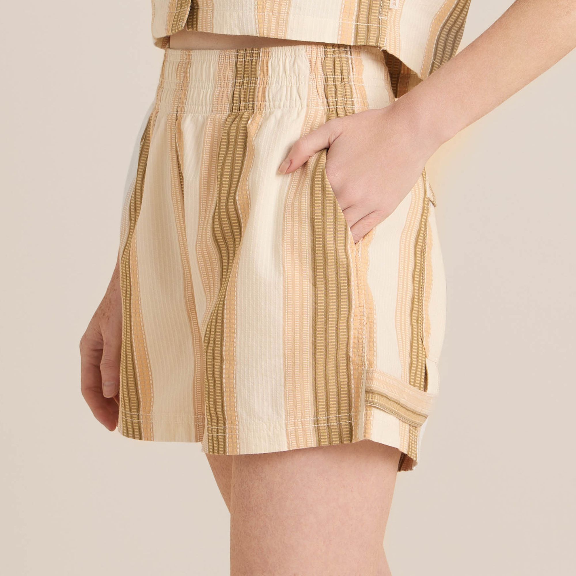 Roark Women's Daytrip Shorts product image