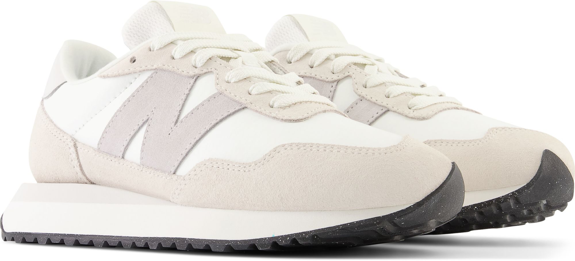 New Balance Women's 237 Shoes product image