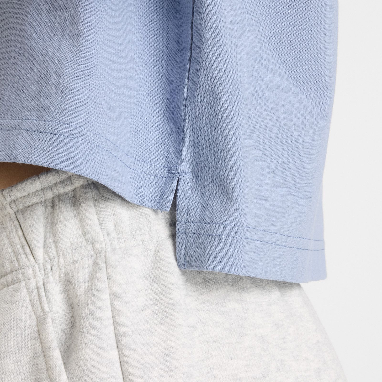 New Balance Women's Logo Oversized Jersey T-Shirt product image