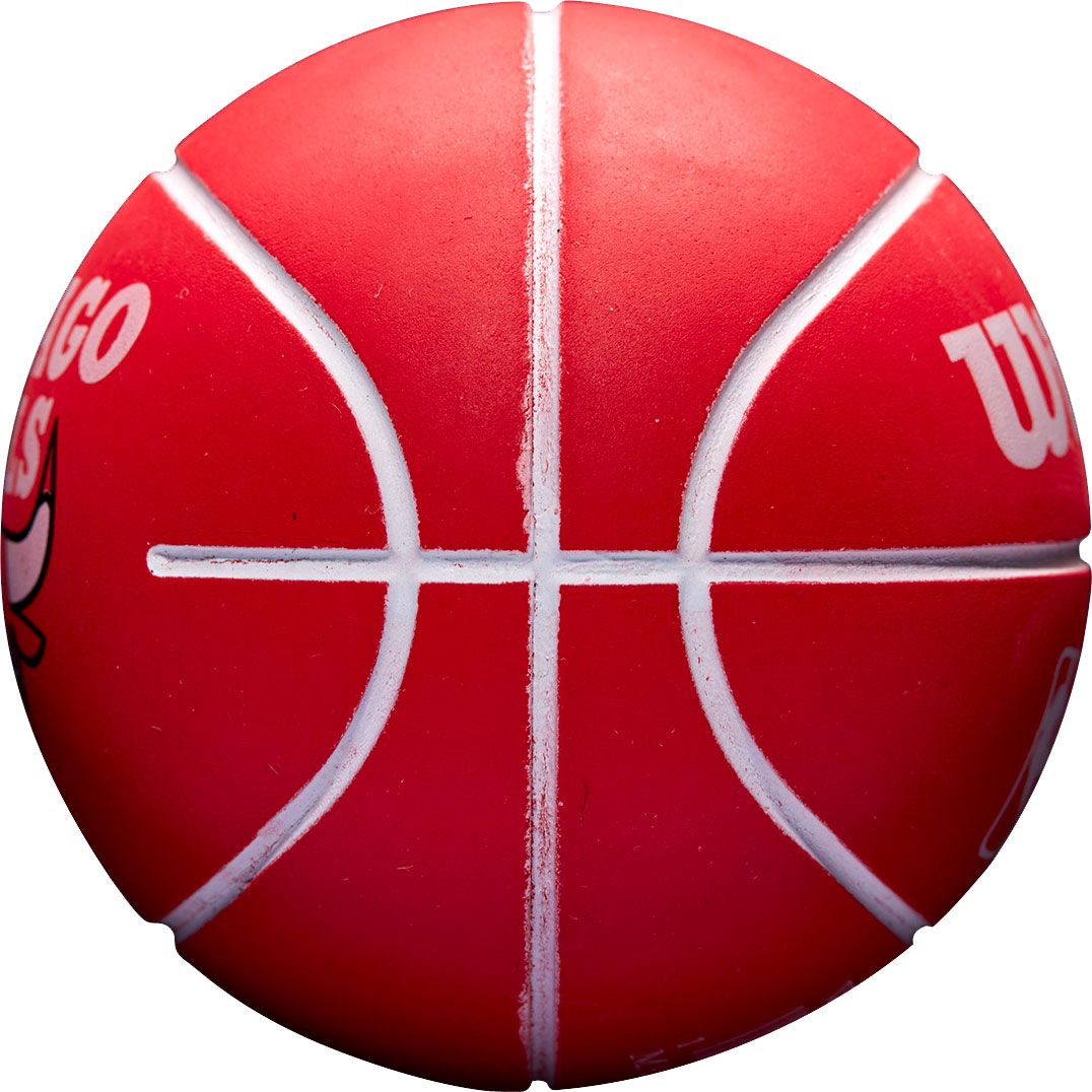 Wilson Chicago Bulls 2" Mini Dribbler Basketball product image