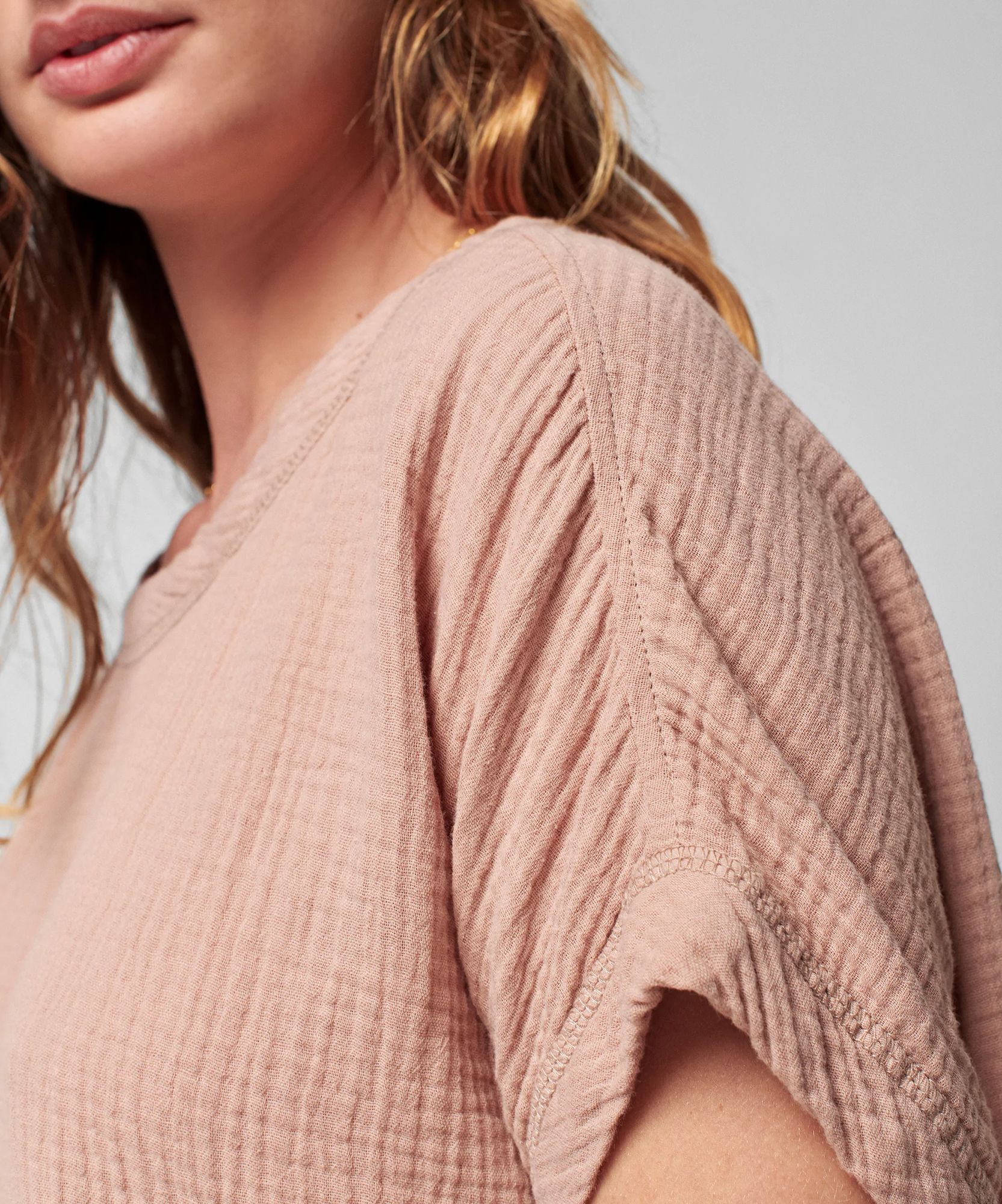Faherty Women's Dream Cotton Gauze T-Shirt product image