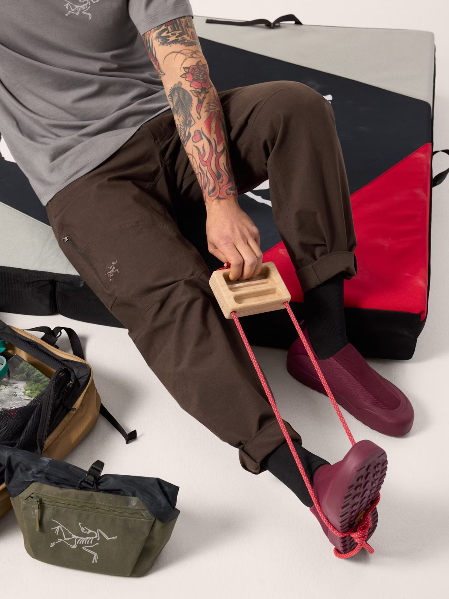 Arcteryx Men's Cronin Cotton Pants product image