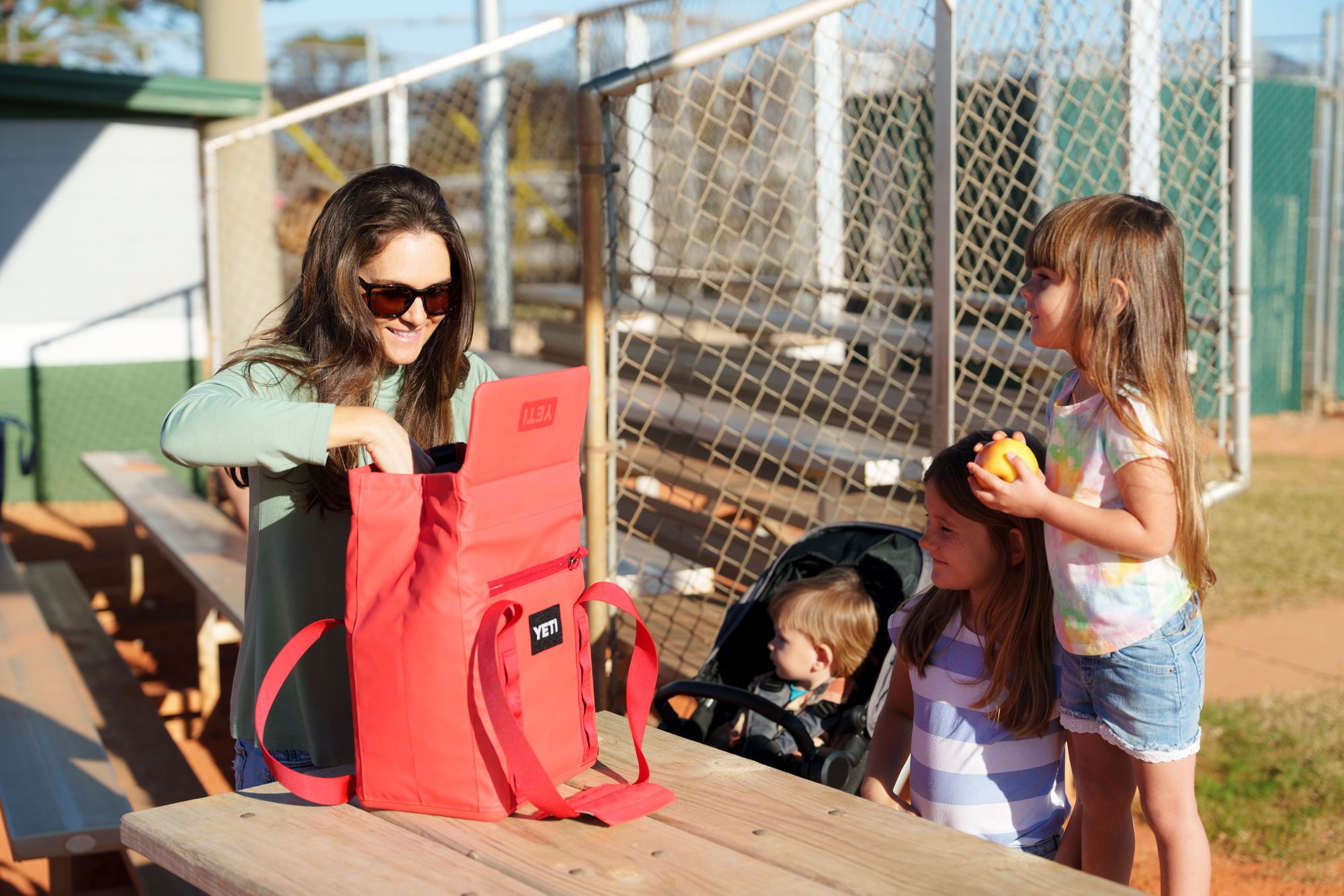 YETI Daytrip 14L Insulated Tote Bag product image