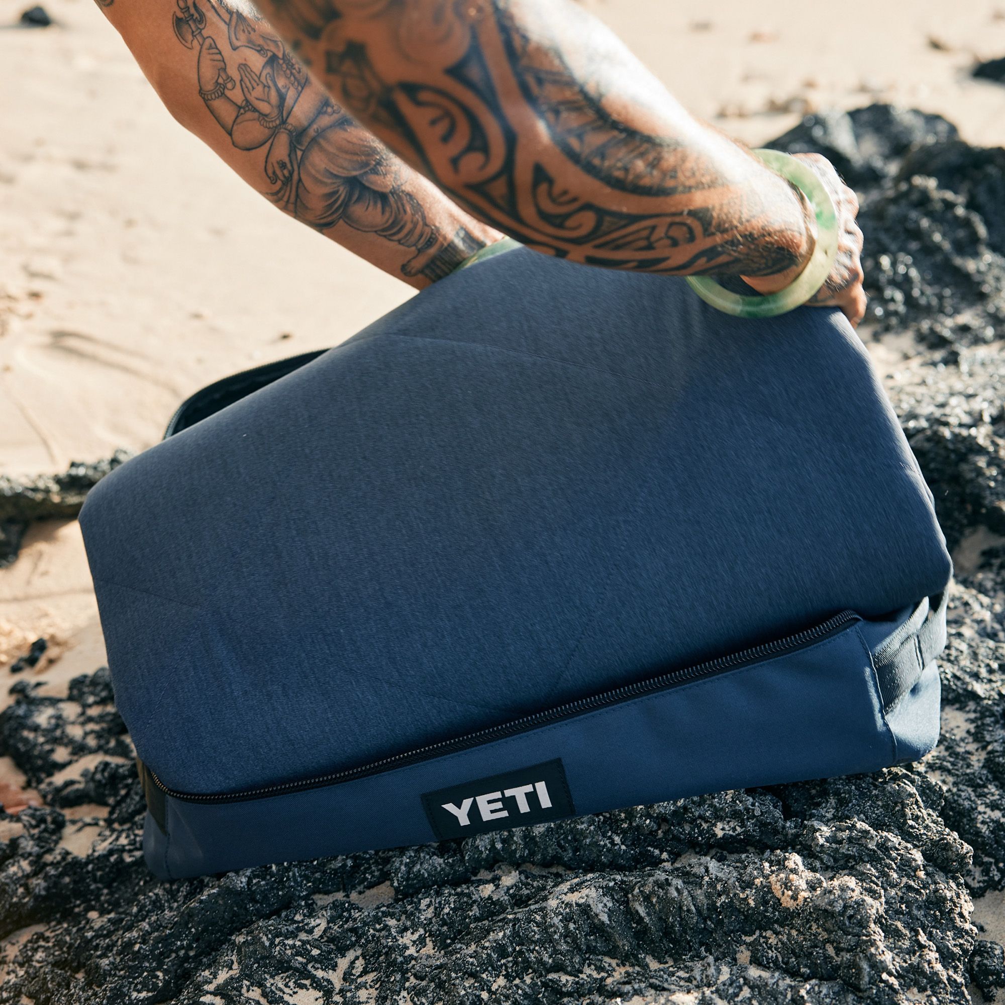YETI Lowlands Blanket product image