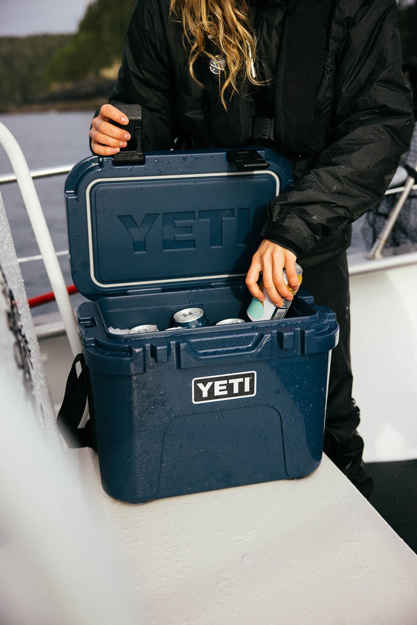 YETI Roadie 15 Hard Cooler product image