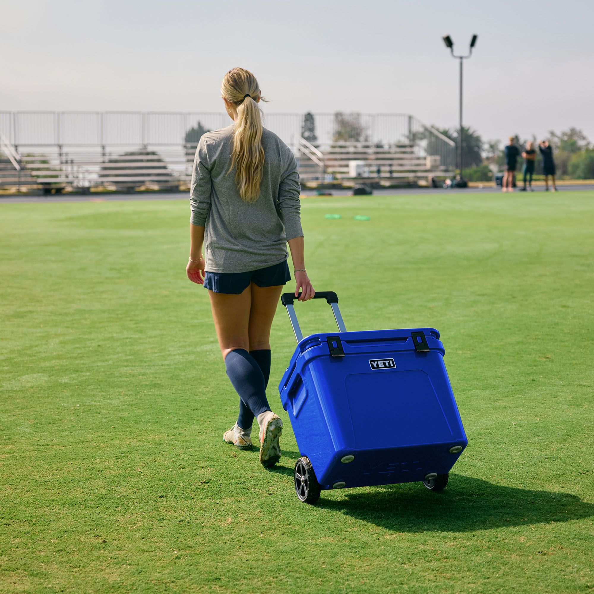 YETI Roadie 32 Wheeled Cooler product image