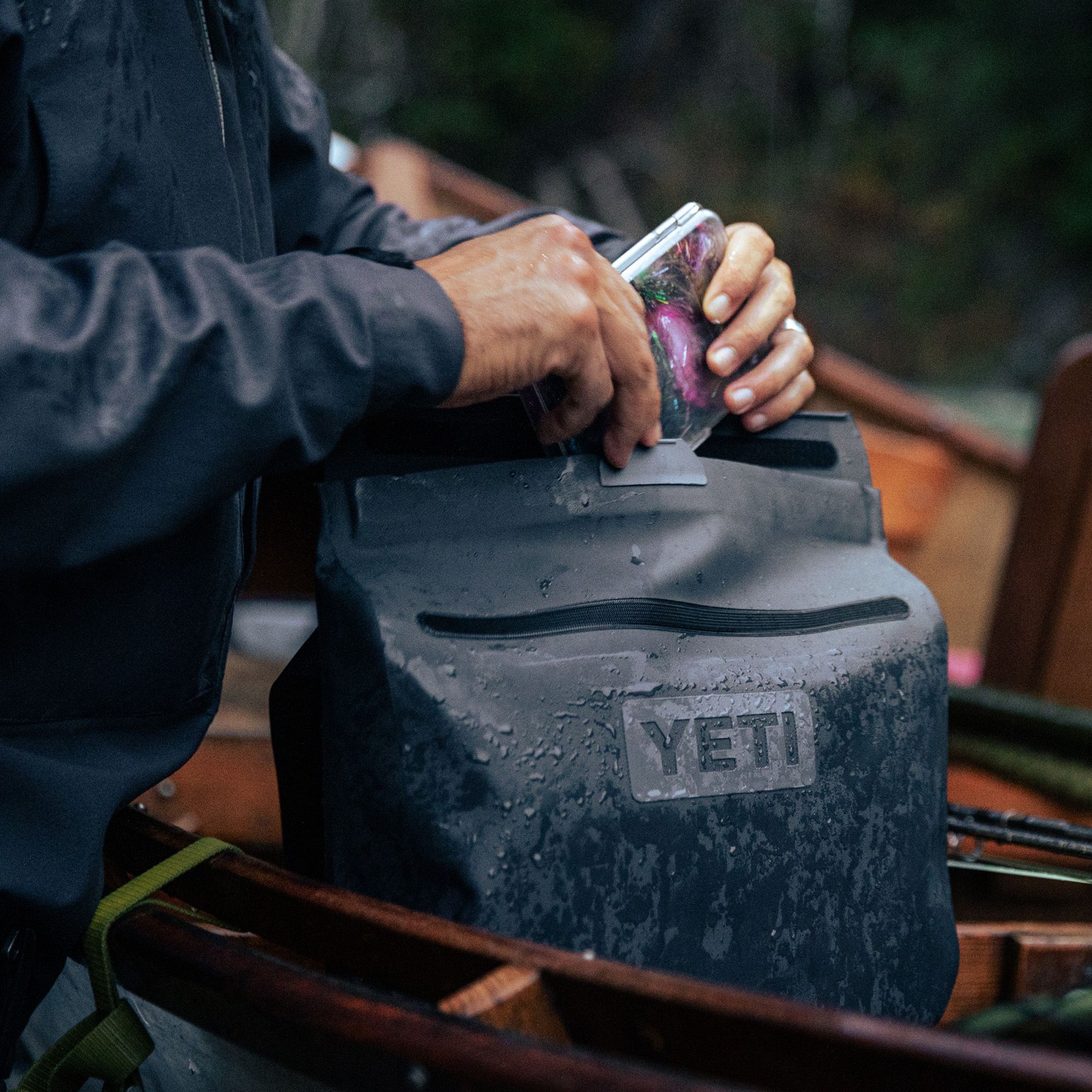 YETI Sidekick Dry 6L Gear Case product image