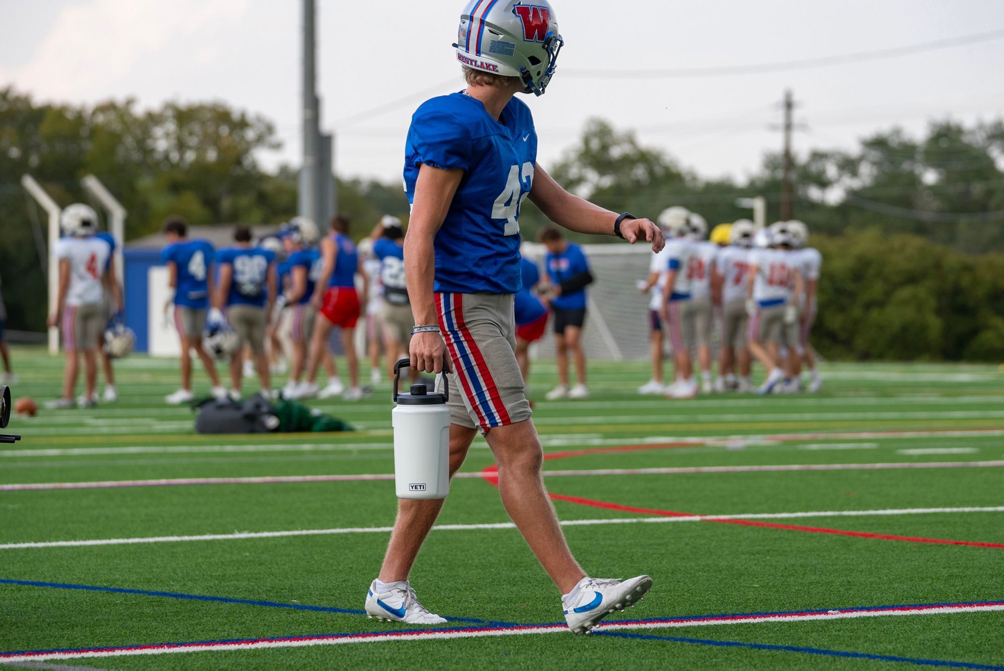 YETI Silo Half Gallon Jug with MagDock Chug Cap product image