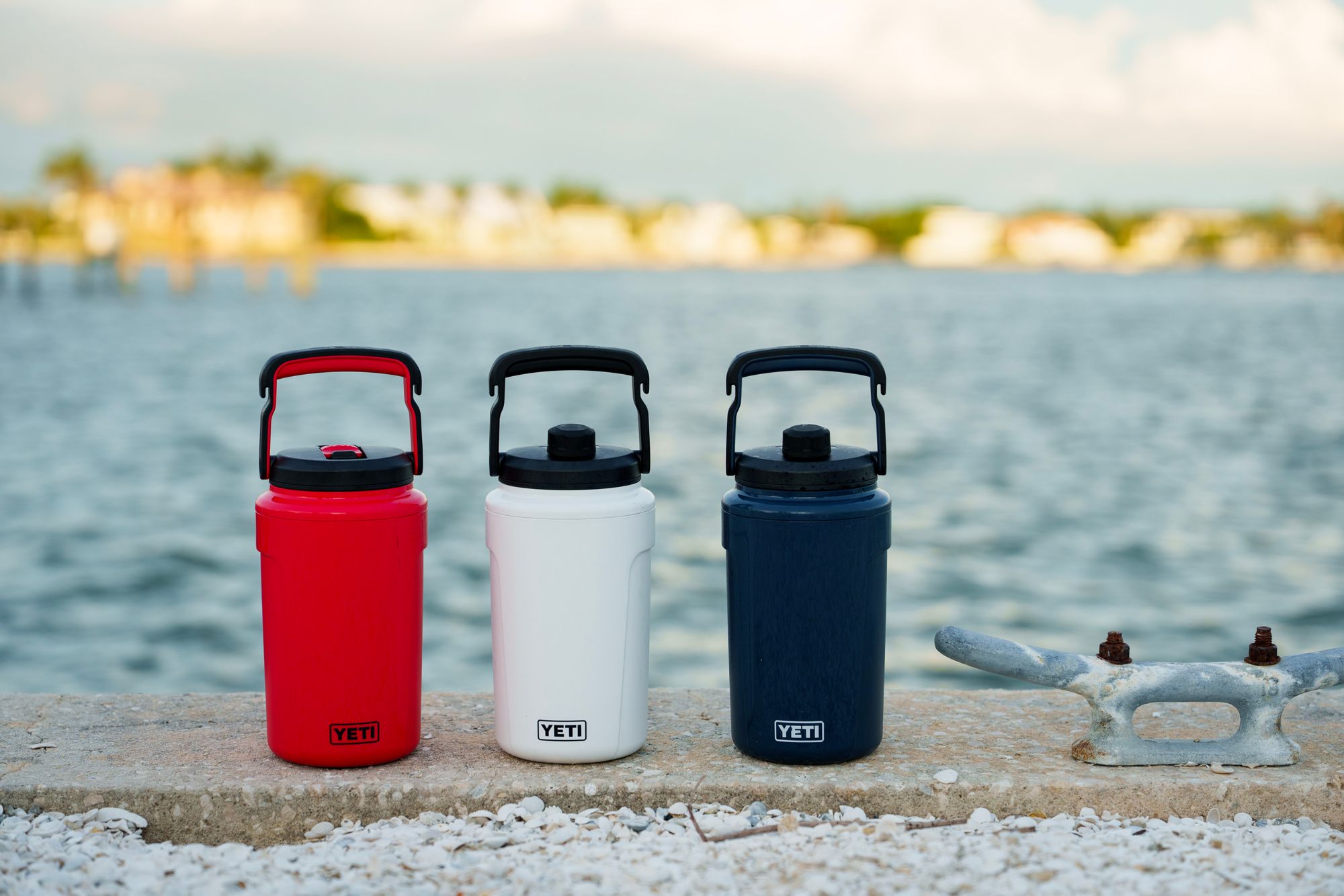 YETI Silo Half Gallon Jug with MagDock Chug Cap product image