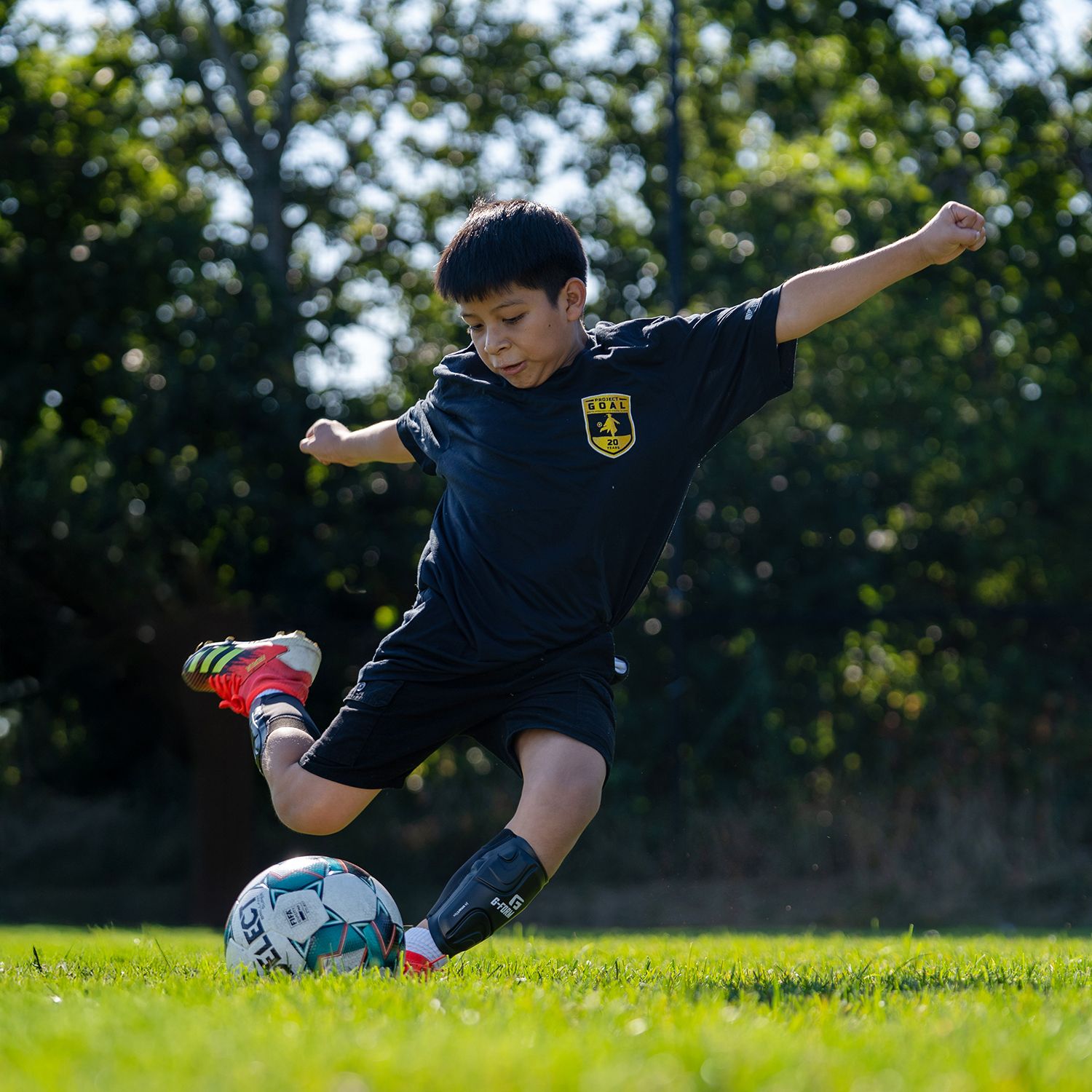 G-FORM Youth Volt Shin Guards product image