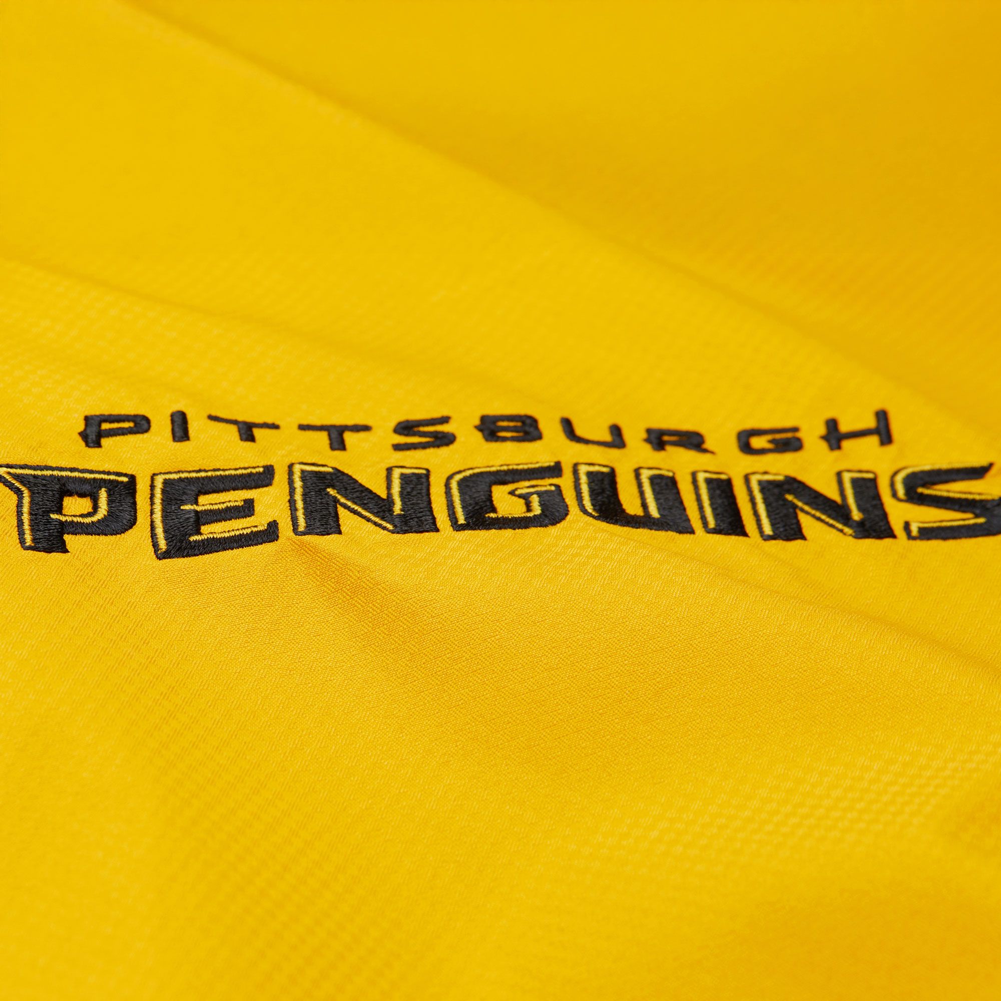 Mitchell & Ness Men's Pittsburgh Penguins Black Anorak Windbreaker Jacket product image