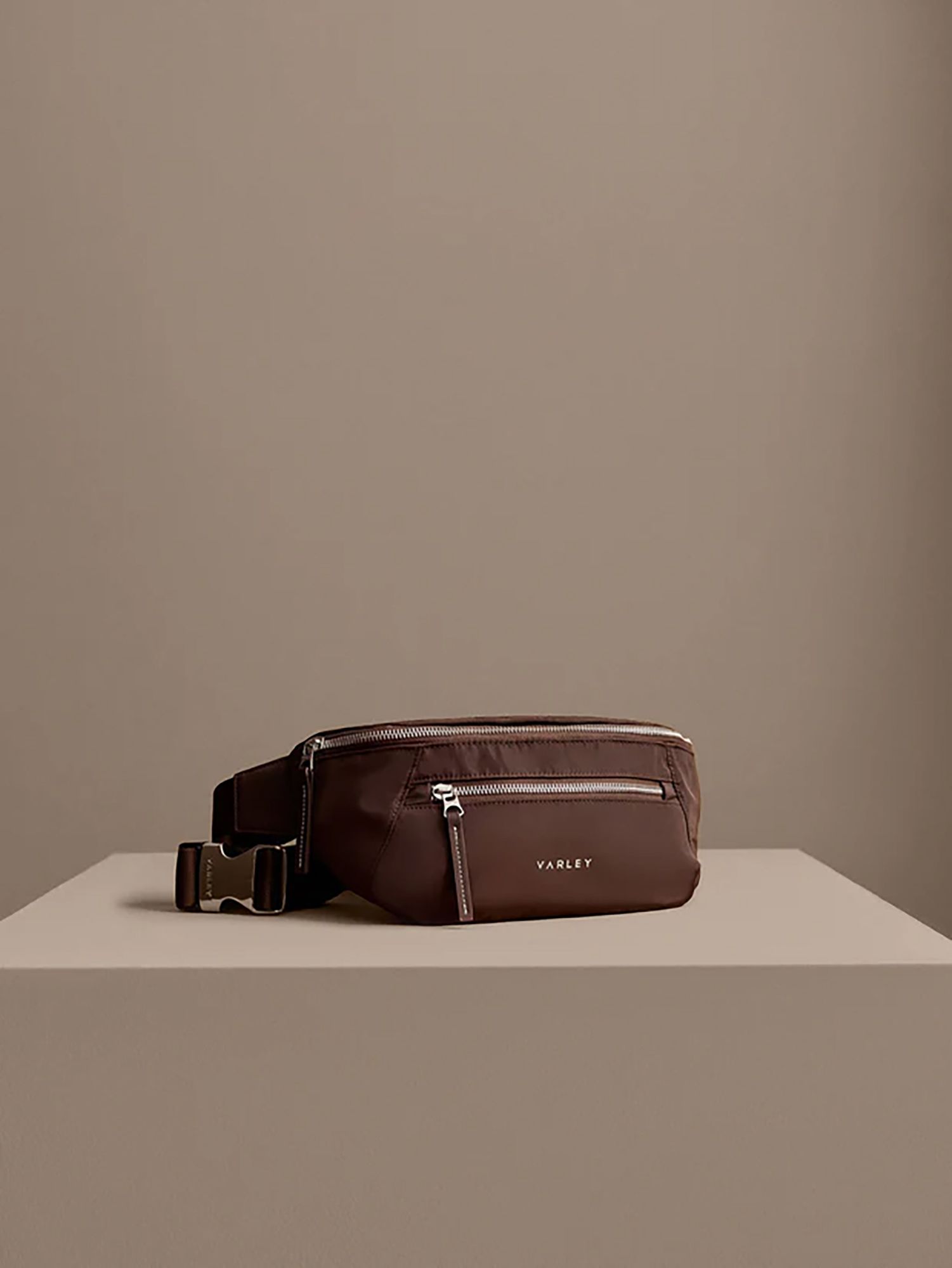 Varley Lasson Belt Bag product image