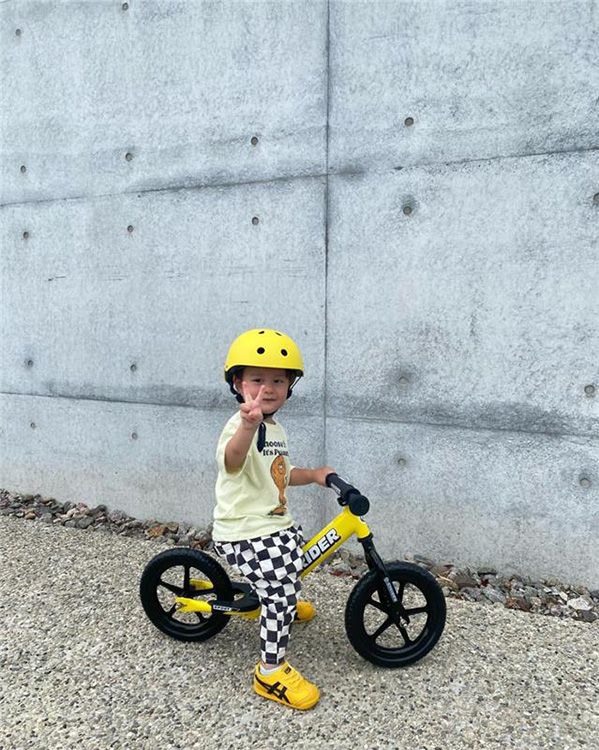 STRIDER Sport No-Pedal Balance 12" Bike product image