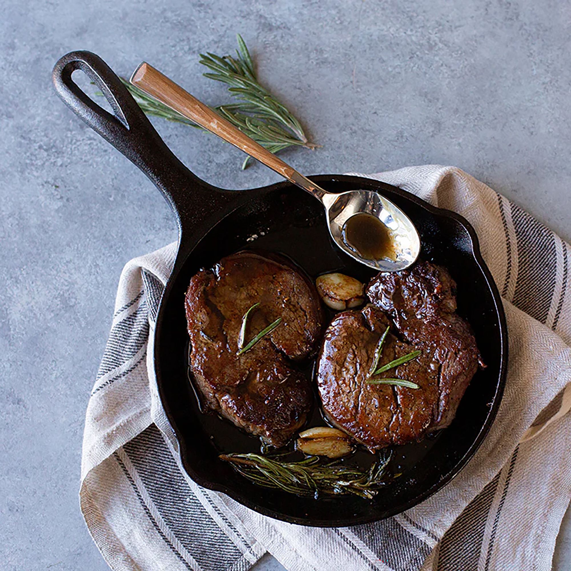 Lodge Chef Collection 8" Cast Iron Skillet product image