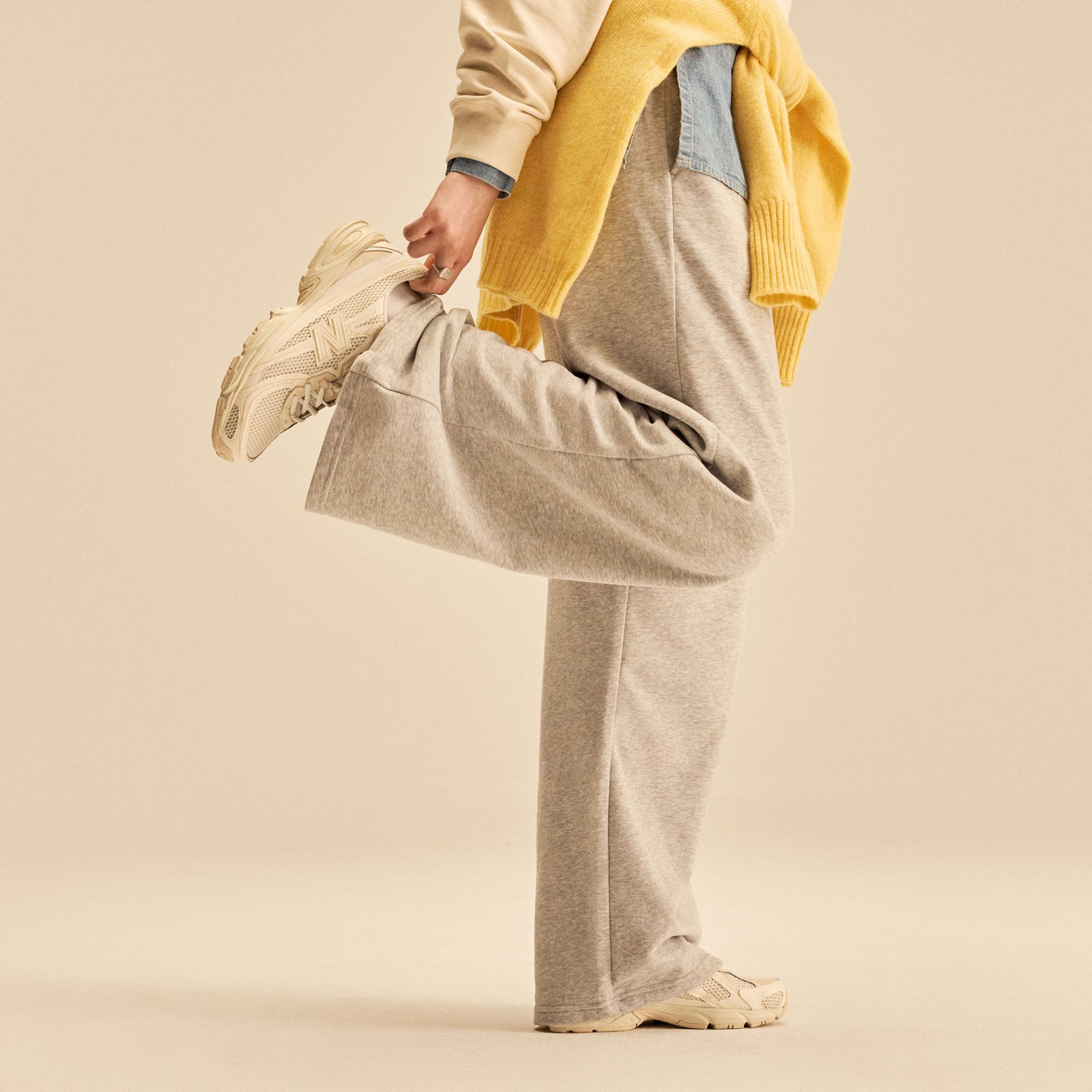 New Balance 740 Shoes product image