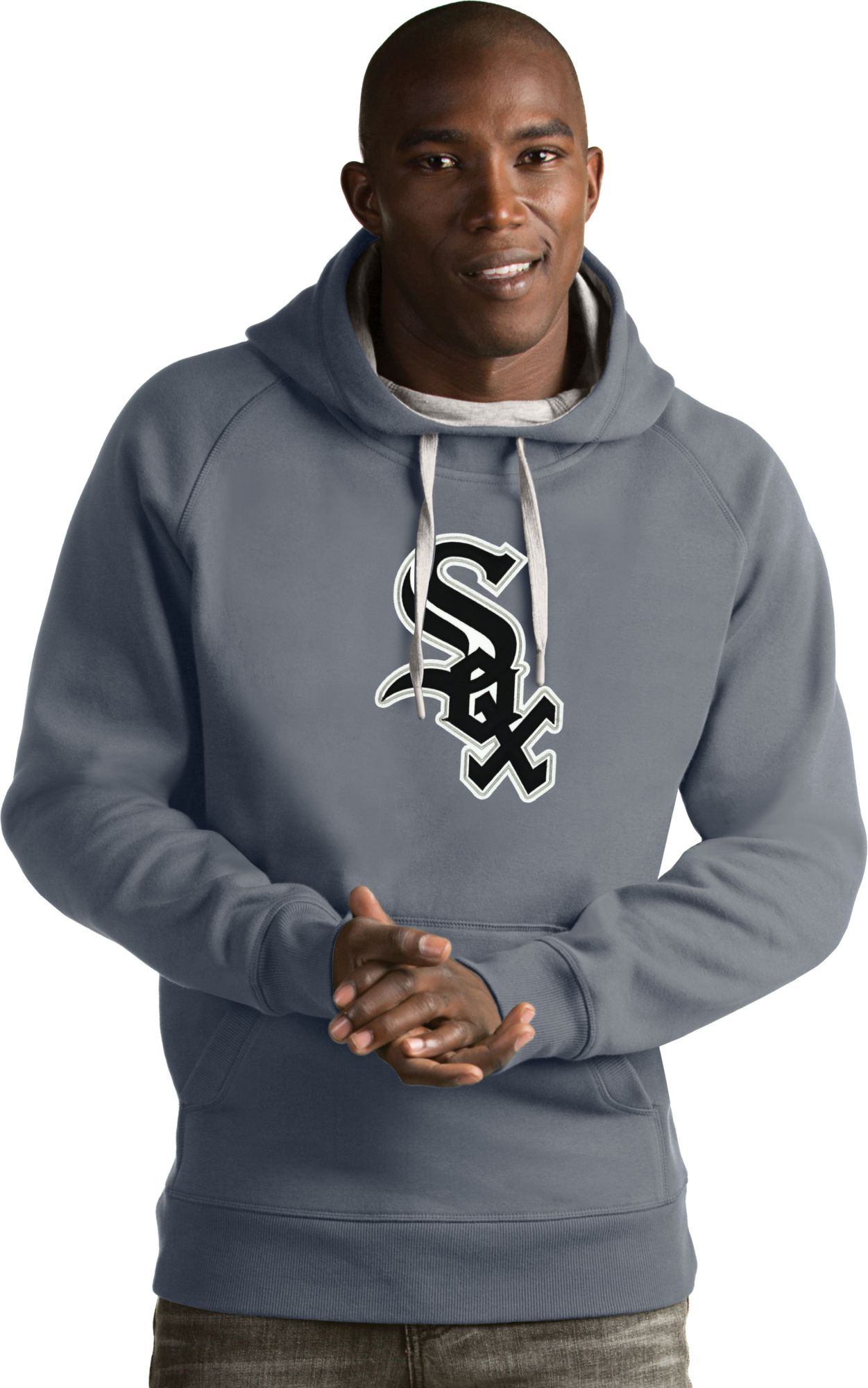 Antigua Men's Chicago White Sox Grey Victory Hoodie