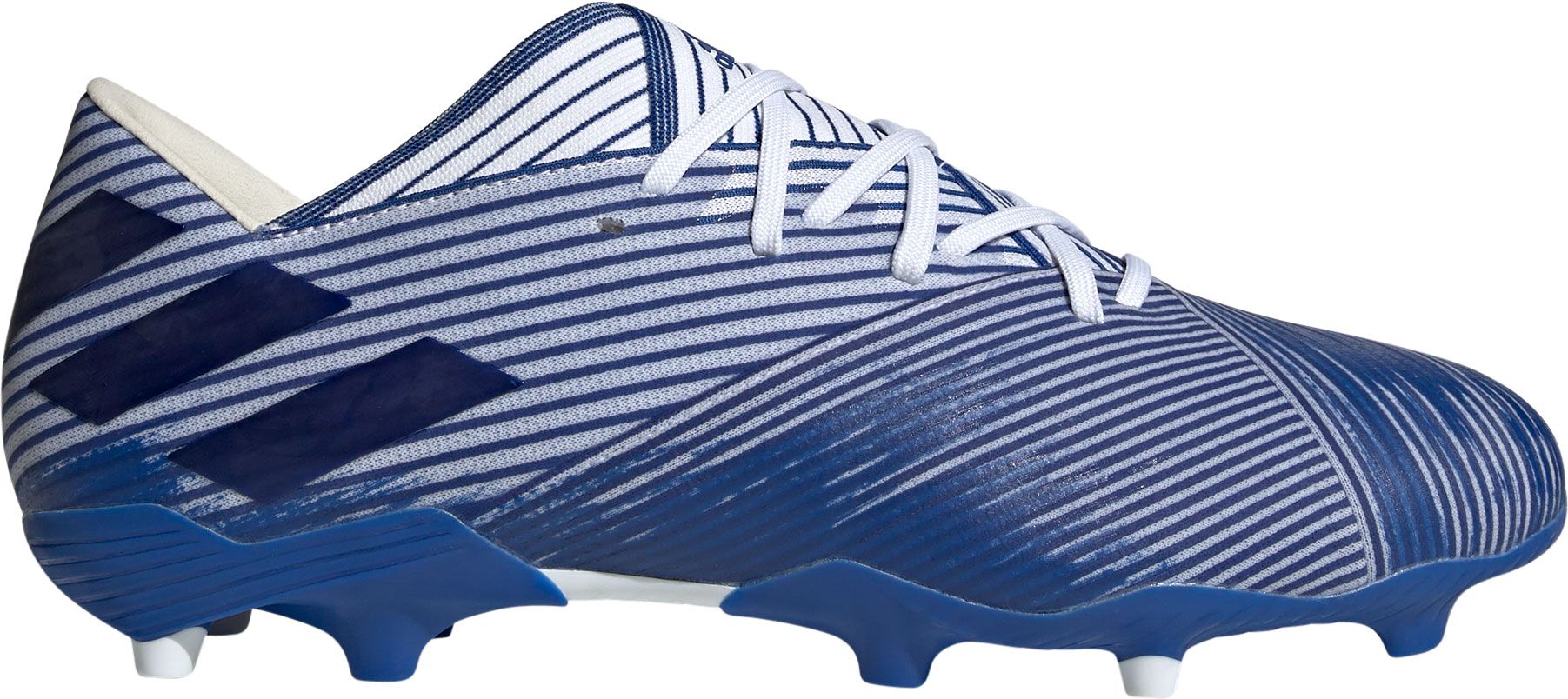 messi laceless cleats