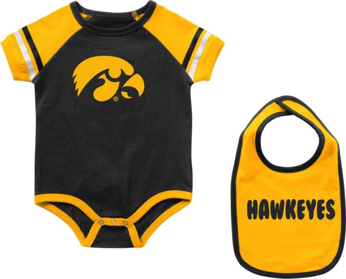 Colosseum Infant Iowa Hawkeyes Warner 2 Piece Onesie Black Set