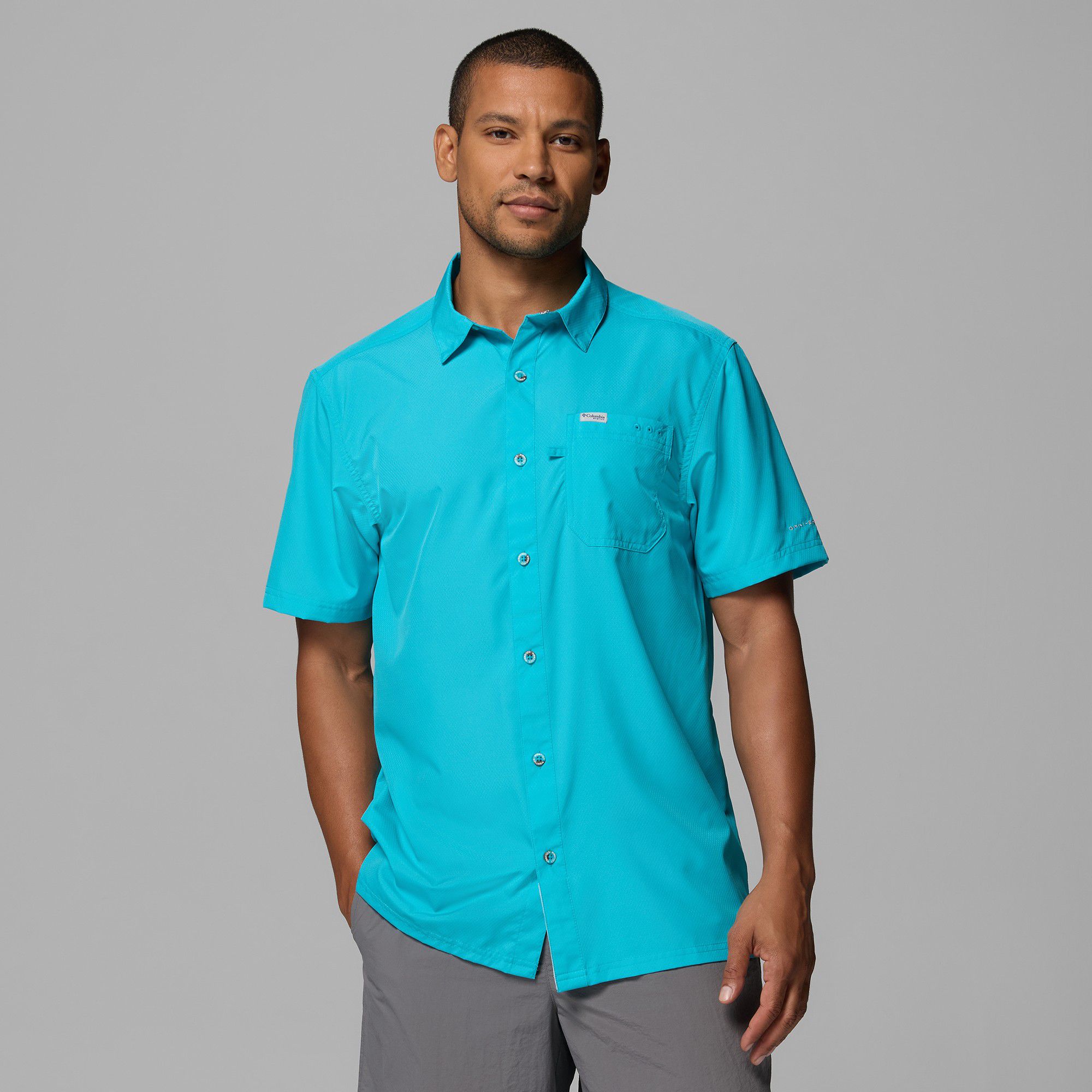 Columbia Men's Slack Tide Camp Short Sleeve Button Down Shirt