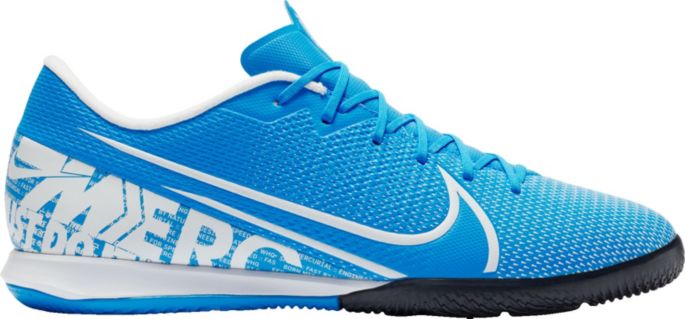 Nike Mercurial Vapor 13 Academy Indoor Soccer Shoes Dick S