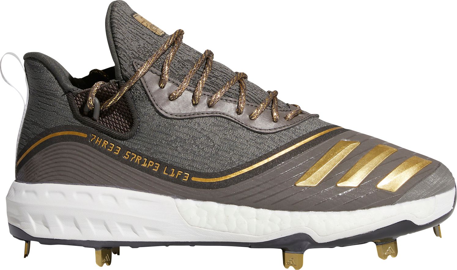 mid cut baseball cleats