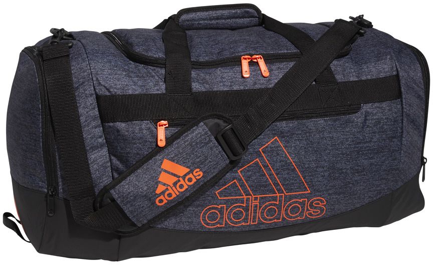 Adidas / Defender IV Medium Duffel Bag