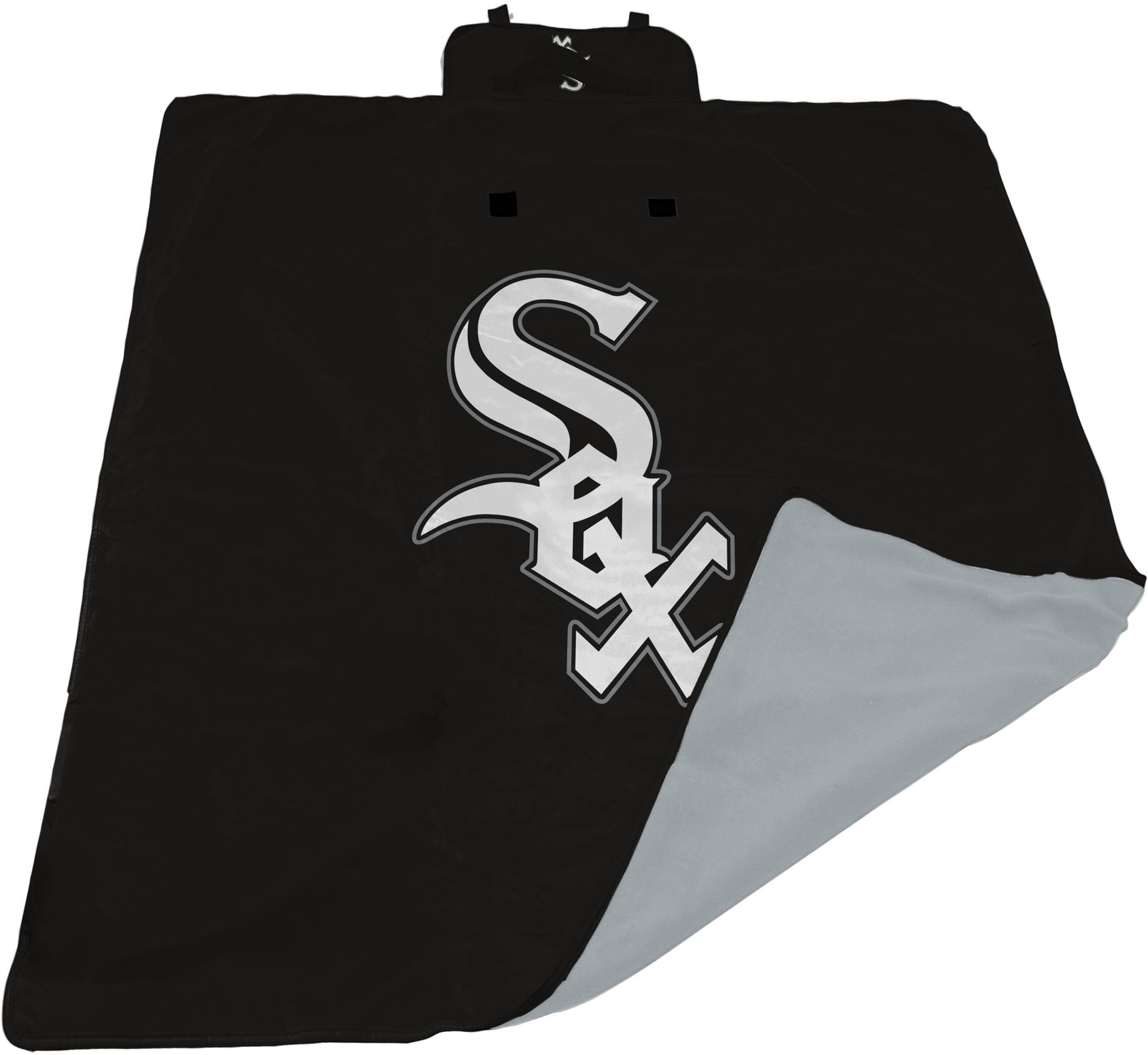 Logo Brands Chicago White Sox 60'' x 80'' All Weather XL Blanket