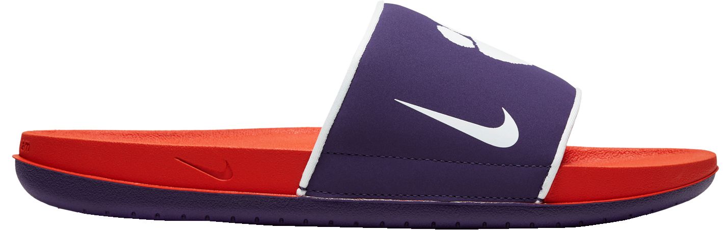 red nike flip flops gold check