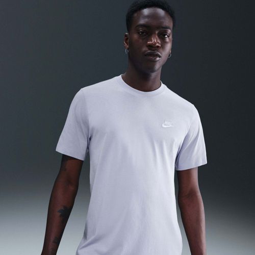 Nike Men's Sportswear Club T-Shirt