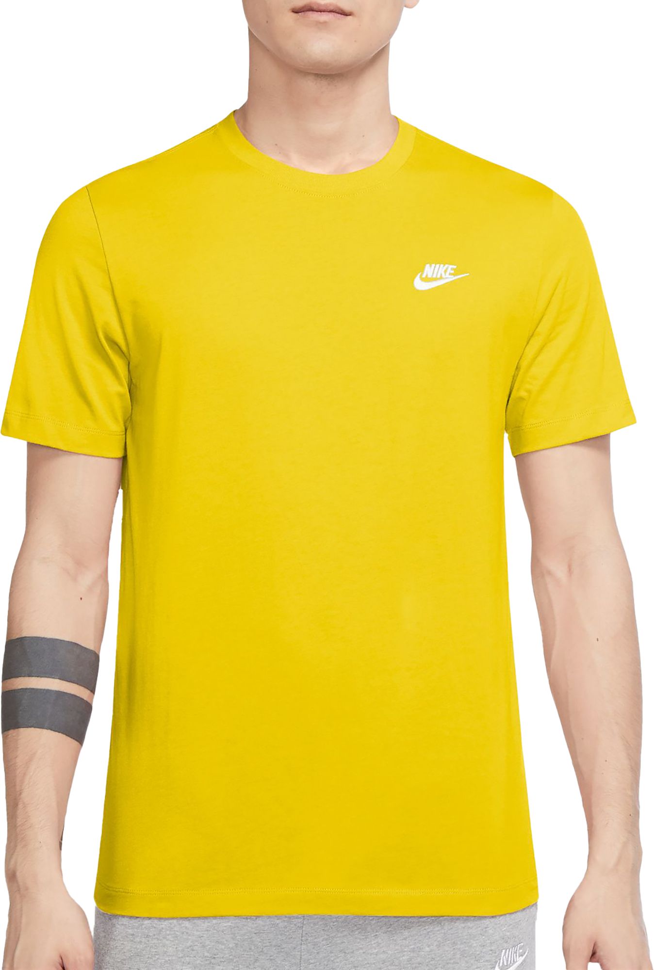 Nike Men's Sportswear Club T-Shirt