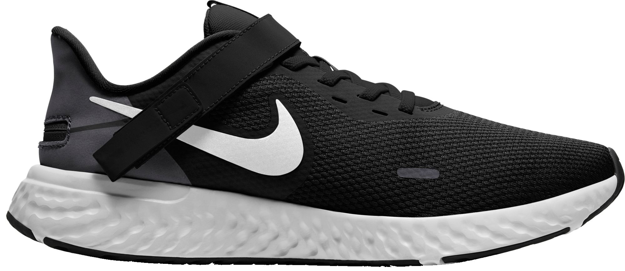 all black nike running trainers