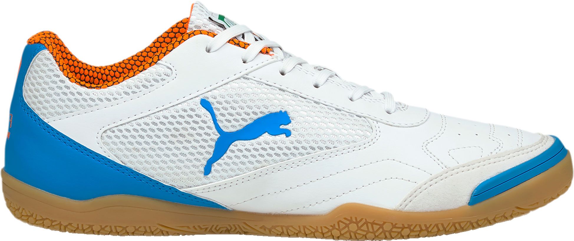 pumas indoor soccer shoes