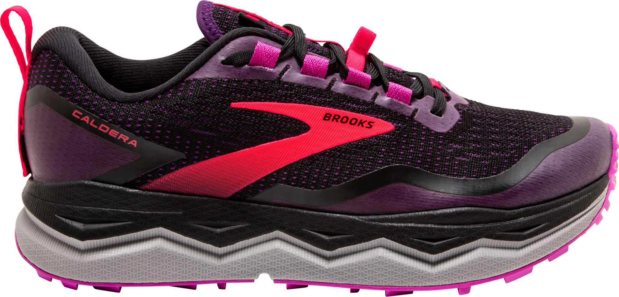solid black brooks shoes