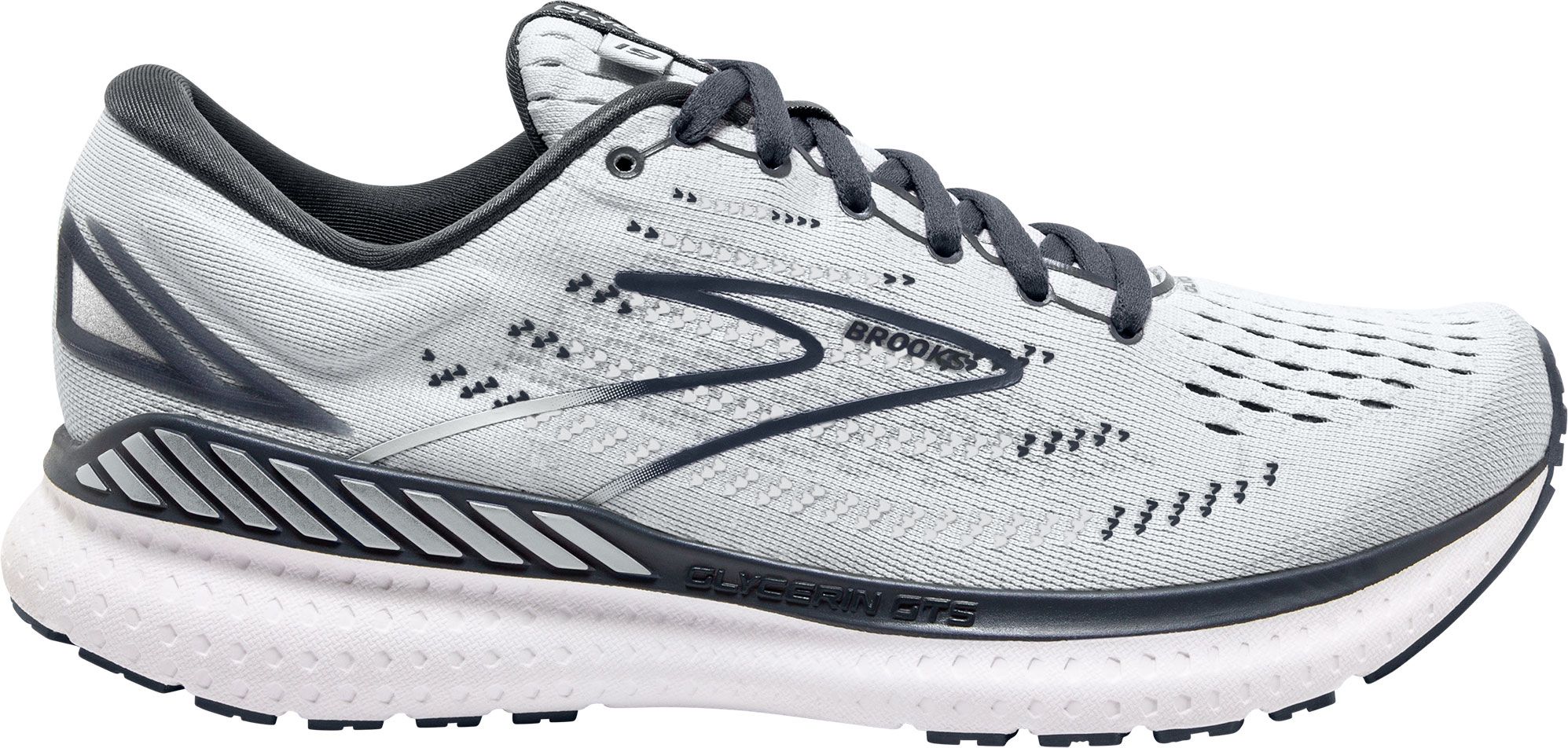 dick's sporting goods brooks shoes