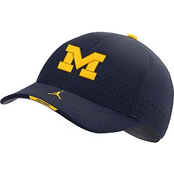 Jordan Men's Michigan Wolverines Blue AeroBill Swoosh Flex Classic99 Football Sideline Hat