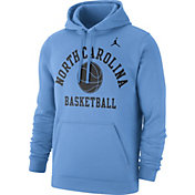 Jordan Men's North Carolina Tar Heels Carolina Blue Basketball Club Fleece Pullover Hoodie