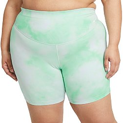 Nike One Women's Plus Size Icon Clash 7” Printed Shorts