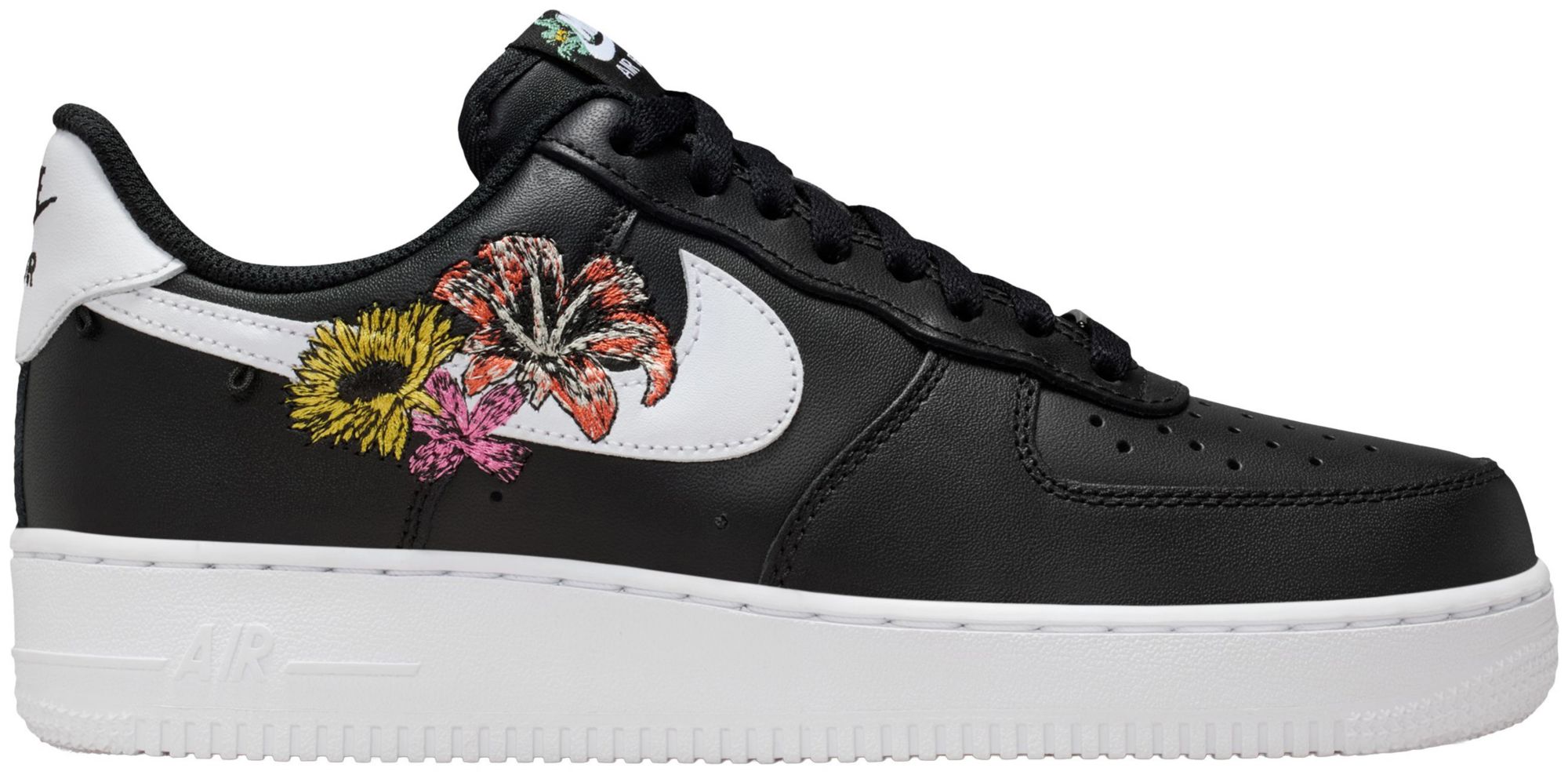 Nike Women's Air Force 1 '07 Shoes